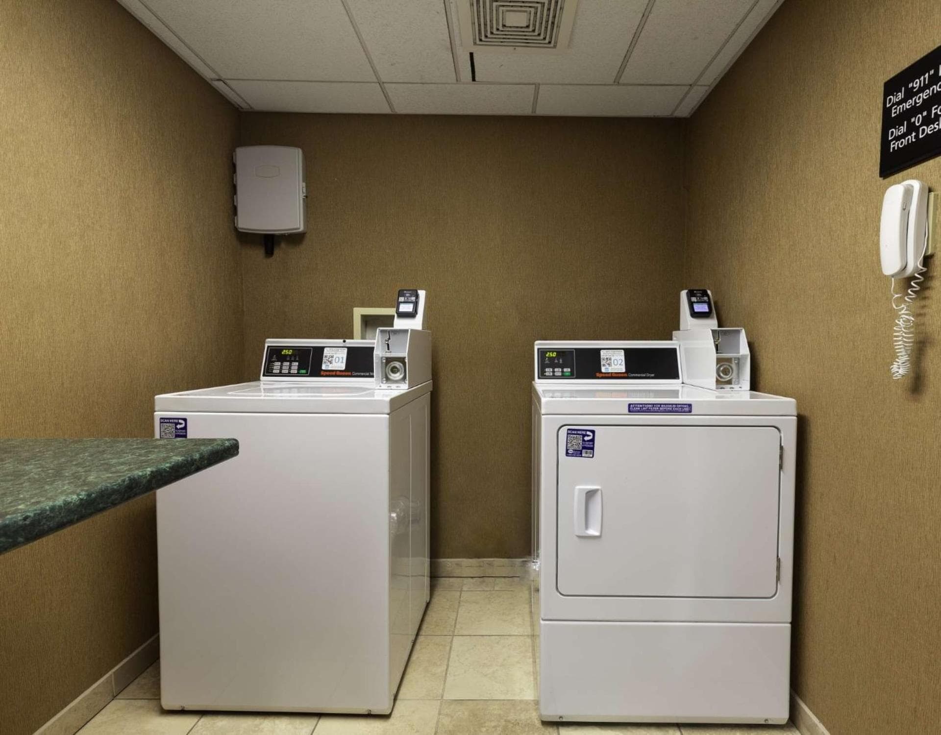 Hampton Inn East Windsor gallery photo in East Windsor, NJ — image 38