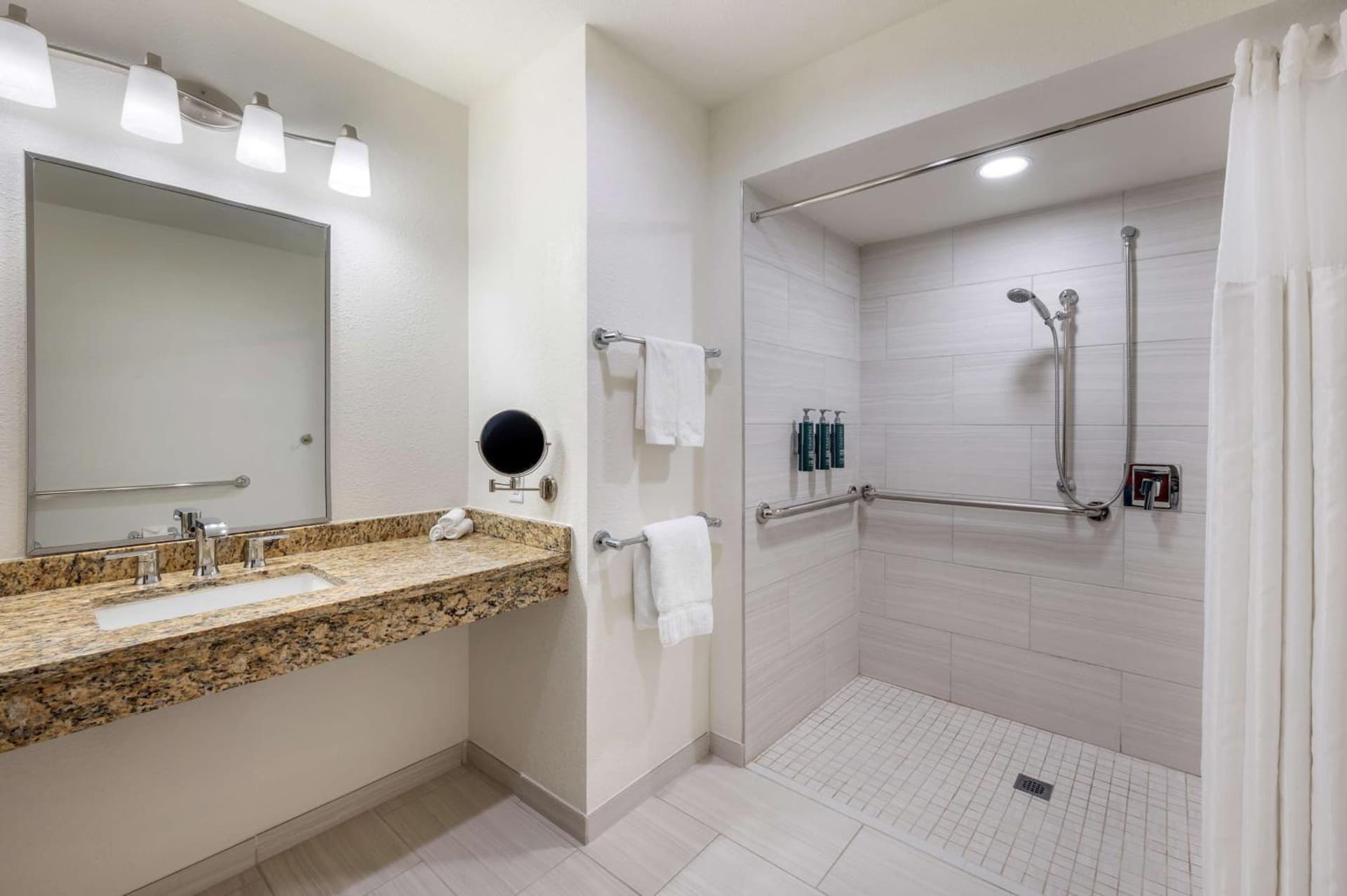 Hilton Vacation Club Varsity Club South Bend, IN gallery photo in South Bend, IN — image 31