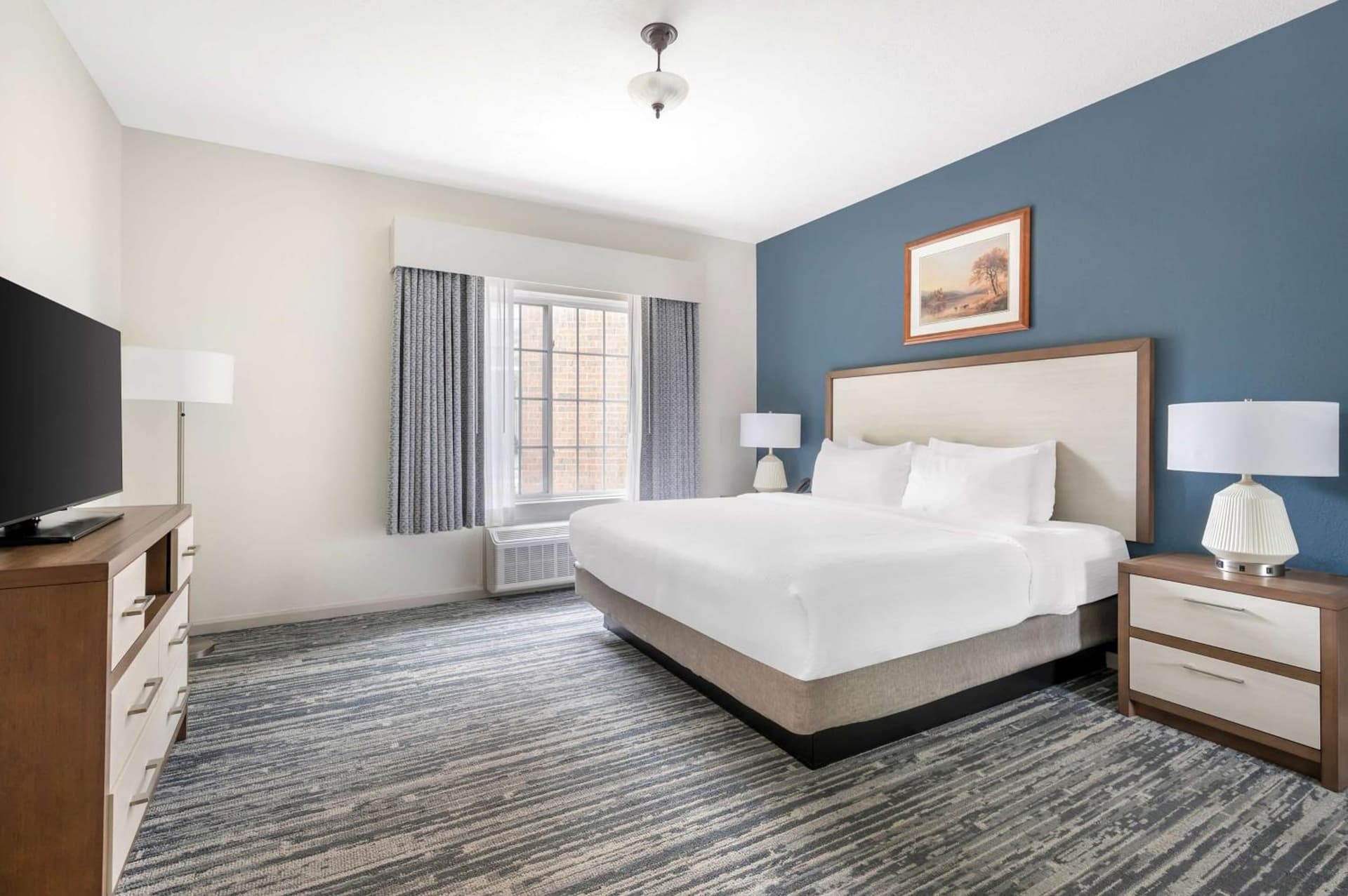 Hilton Vacation Club Varsity Club South Bend, IN gallery photo in South Bend, IN — image 37