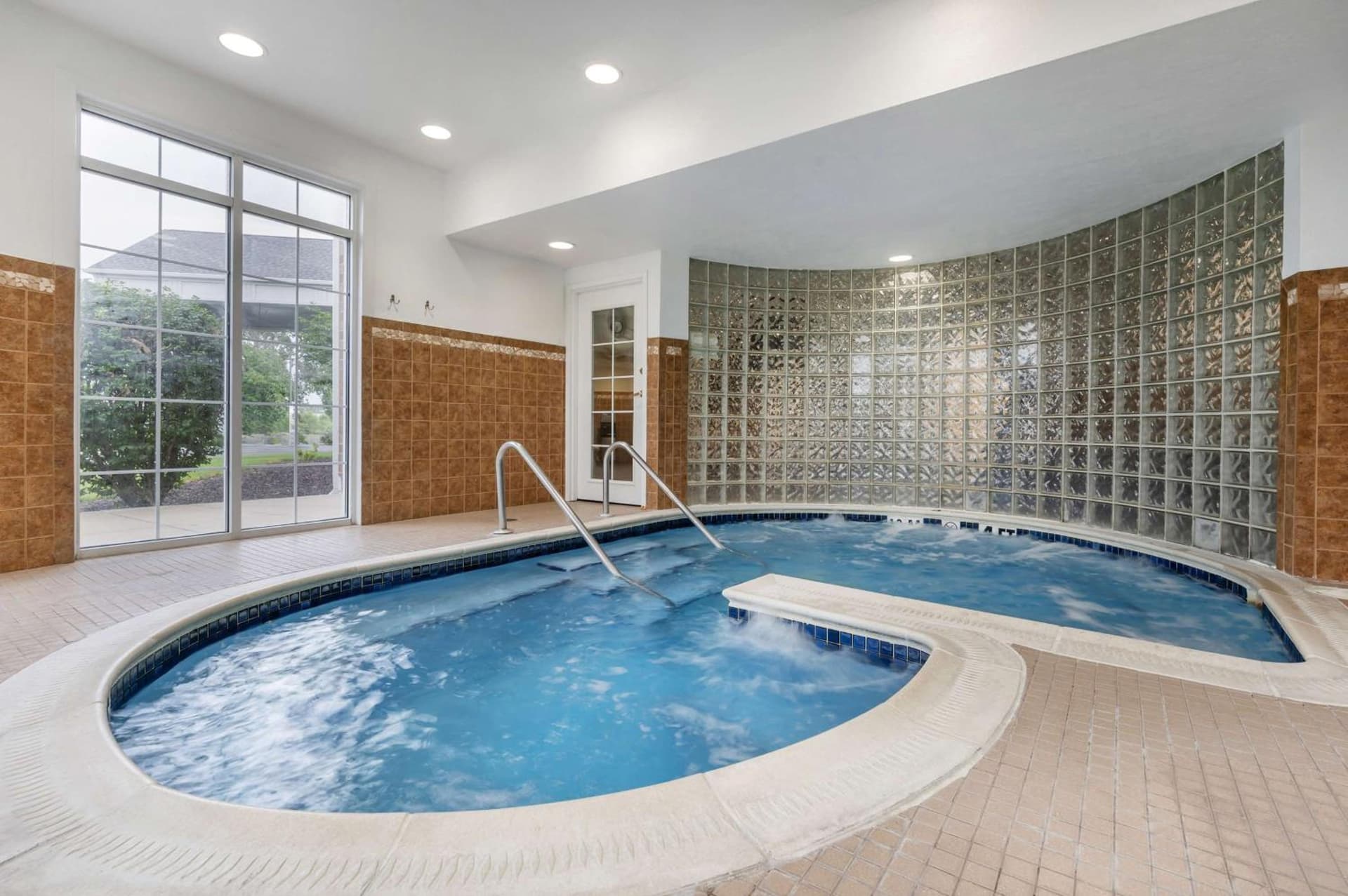 Hilton Vacation Club Varsity Club South Bend, IN gallery photo in South Bend, IN — image 21