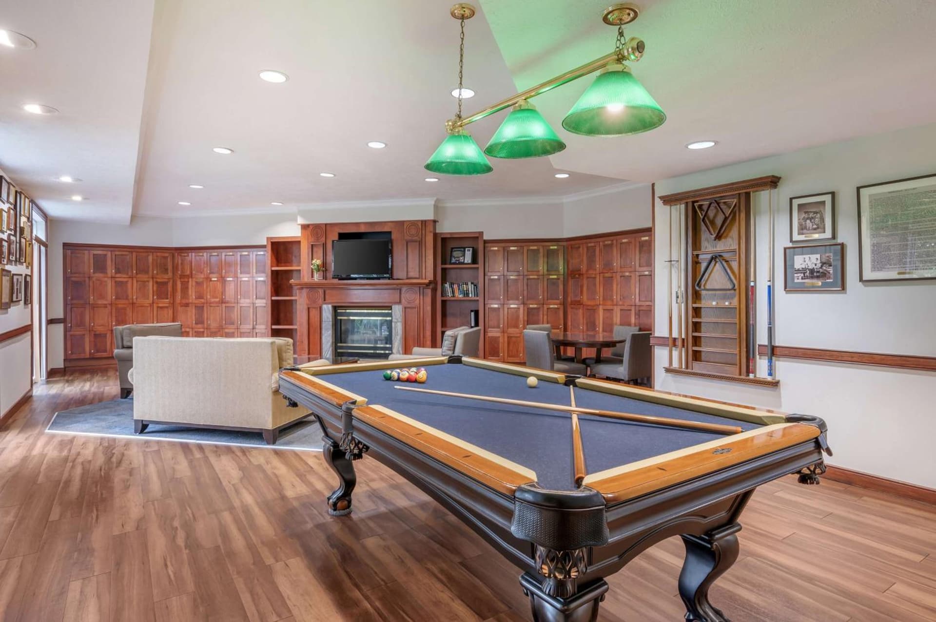 Hilton Vacation Club Varsity Club South Bend, IN gallery photo in South Bend, IN — image 43
