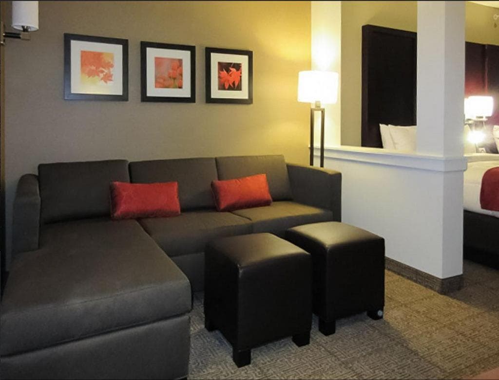 Comfort Suites-Youngstown North gallery photo in Youngstown, OH — image 43