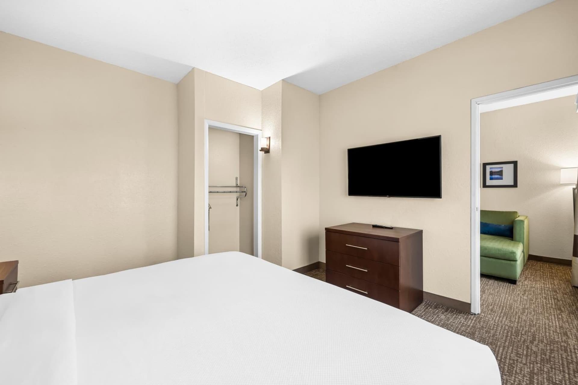 Comfort Inn & Suites Pueblo gallery photo in Pueblo, CO — image 64