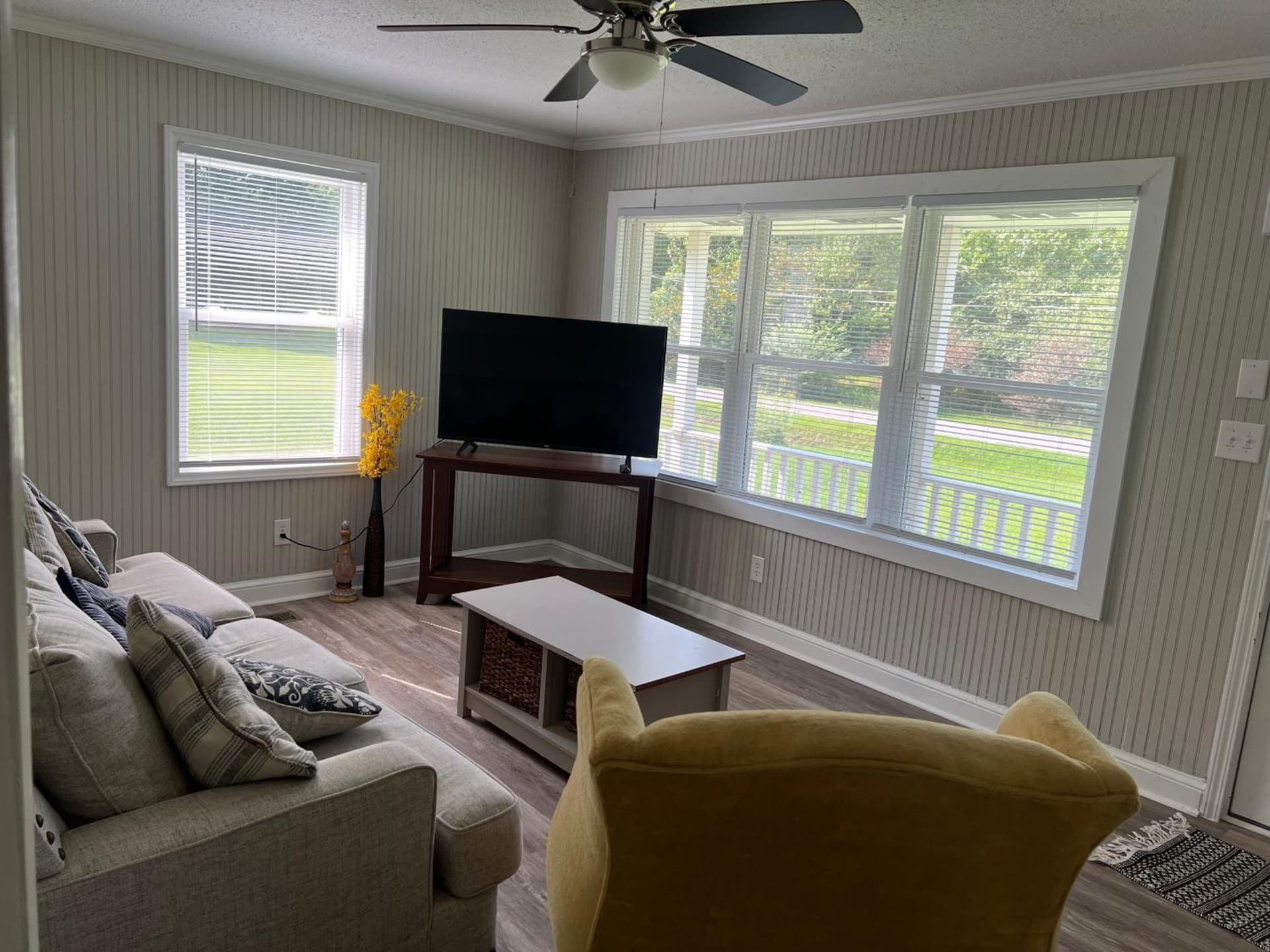 Little nest property views in Elon, NC — gallery photo 3