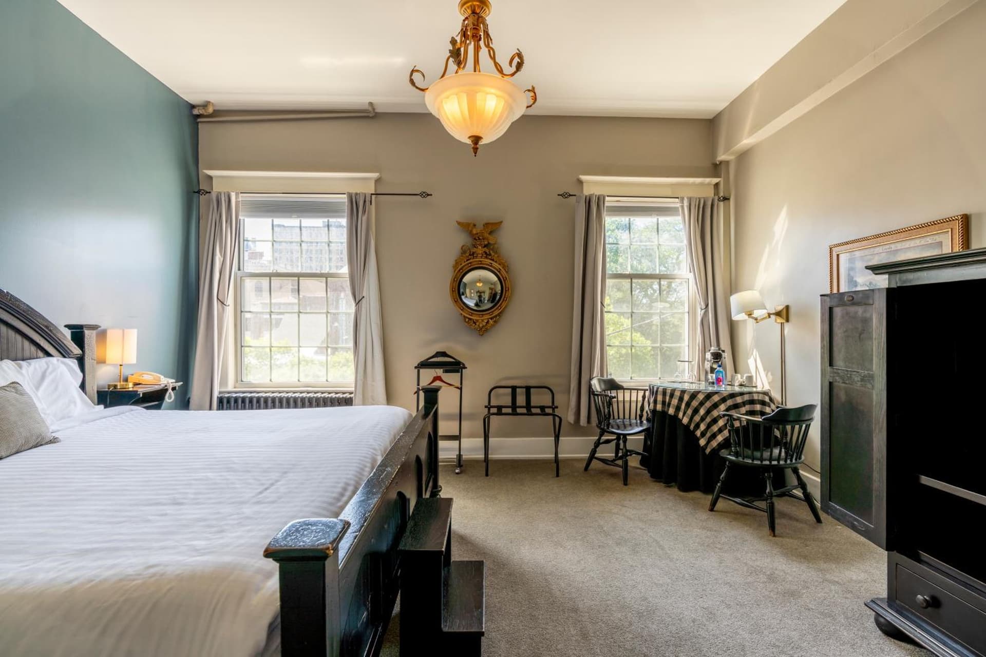 Inn on Broadway property views in Rochester, NY — gallery photo 3