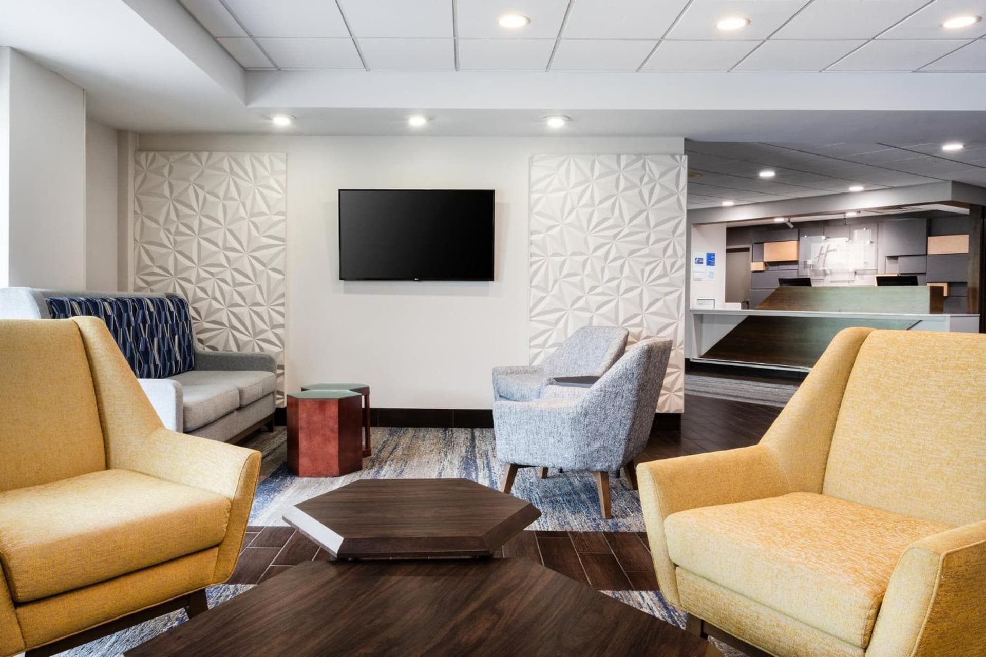 Holiday Inn Express & Suites Cincinnati Riverfront by IHG gallery photo in Covington, KY — image 37