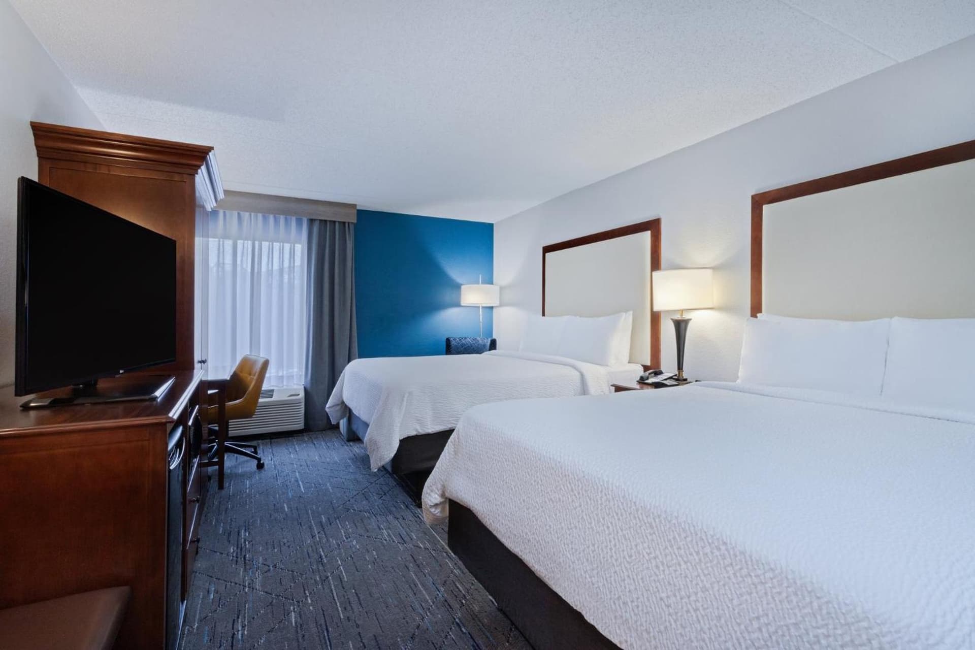 Holiday Inn Express & Suites Cincinnati Riverfront by IHG gallery photo in Covington, KY — image 54