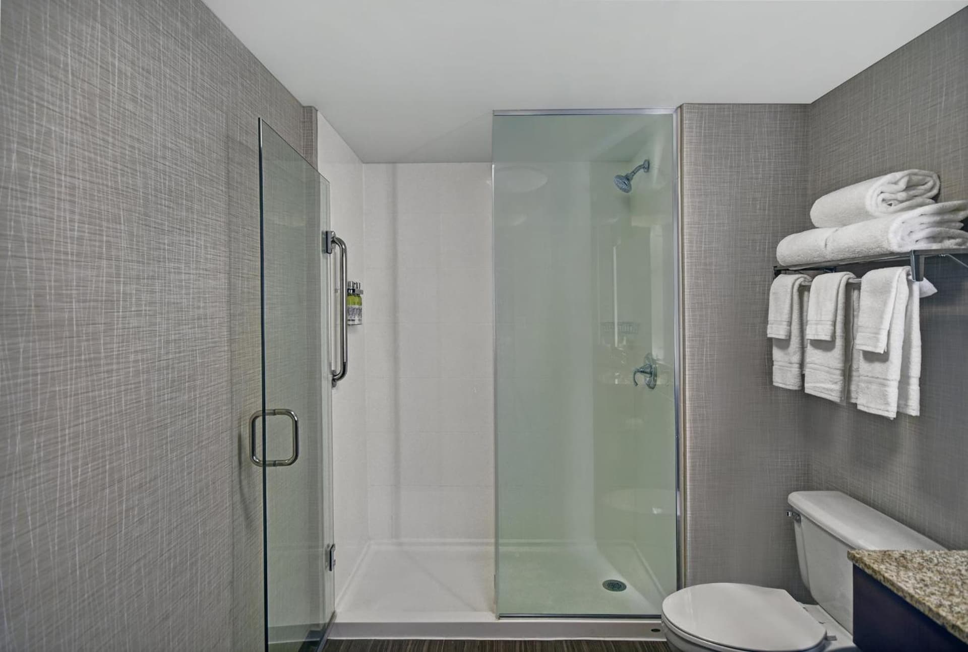 Holiday Inn Express & Suites Cincinnati Riverfront by IHG gallery photo in Covington, KY — image 119