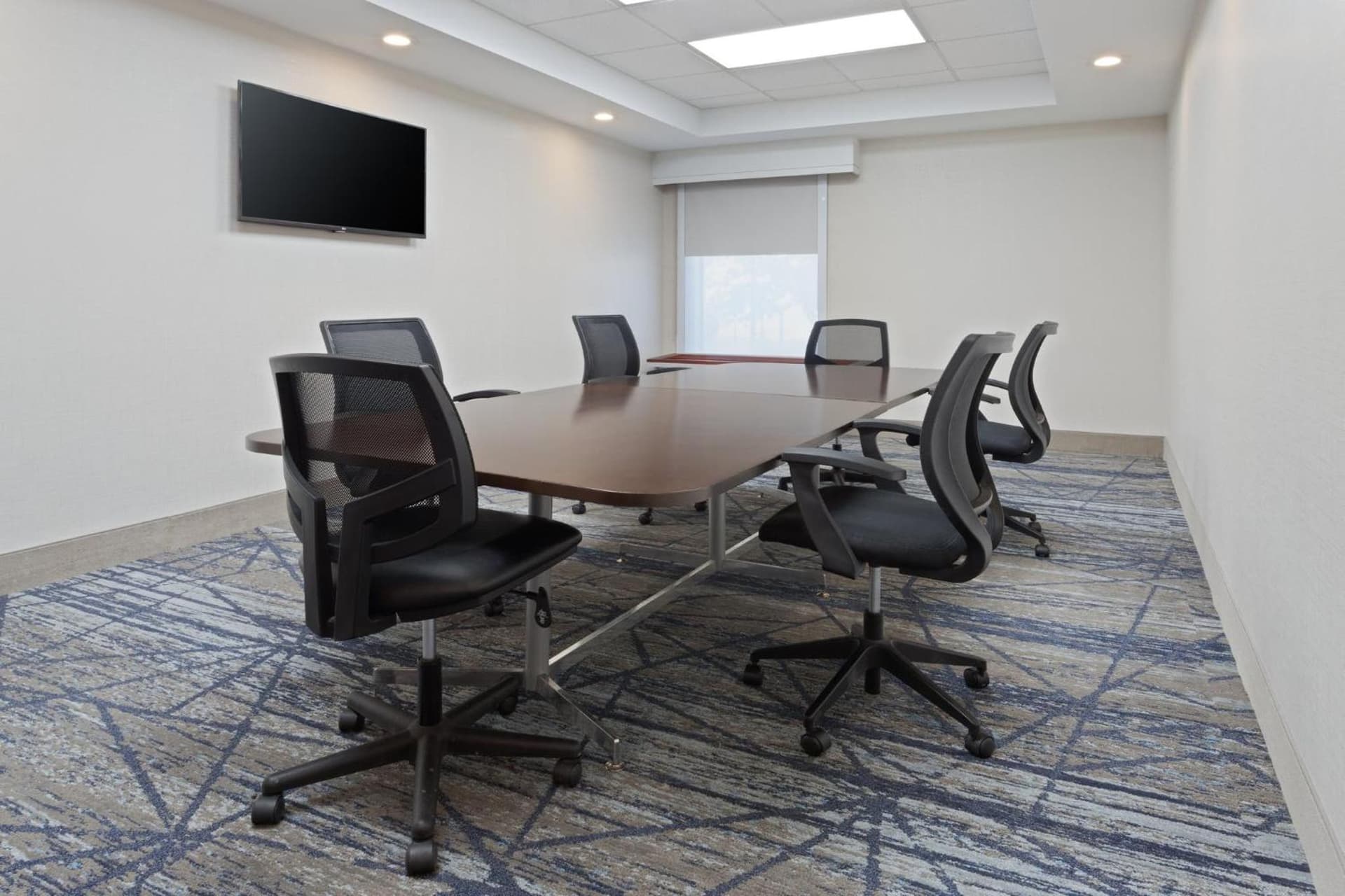 Holiday Inn Express & Suites Cincinnati Riverfront by IHG gallery photo in Covington, KY — image 98
