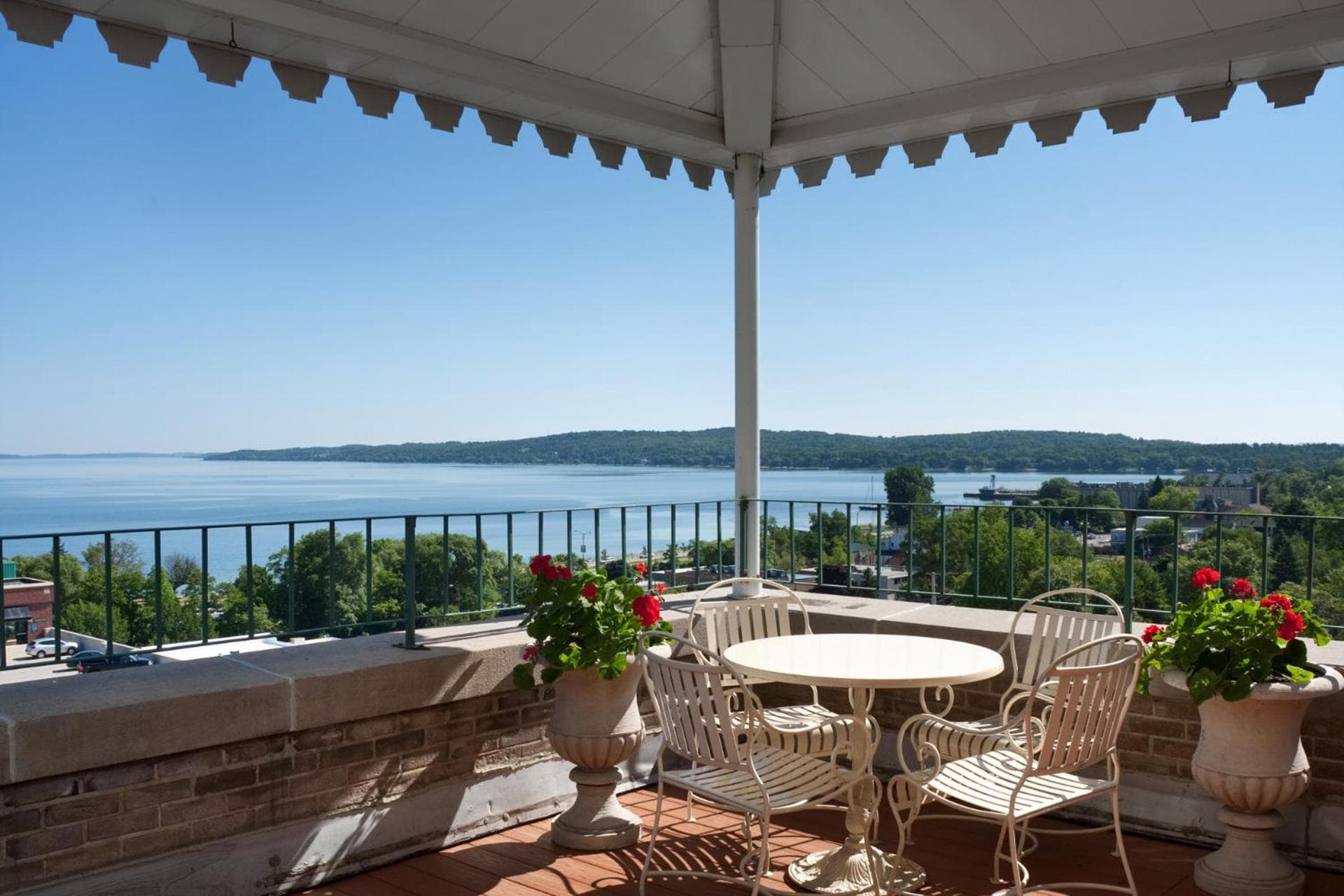 Park Place Hotel & Conference Center interior in Traverse City, MI — gallery photo 2