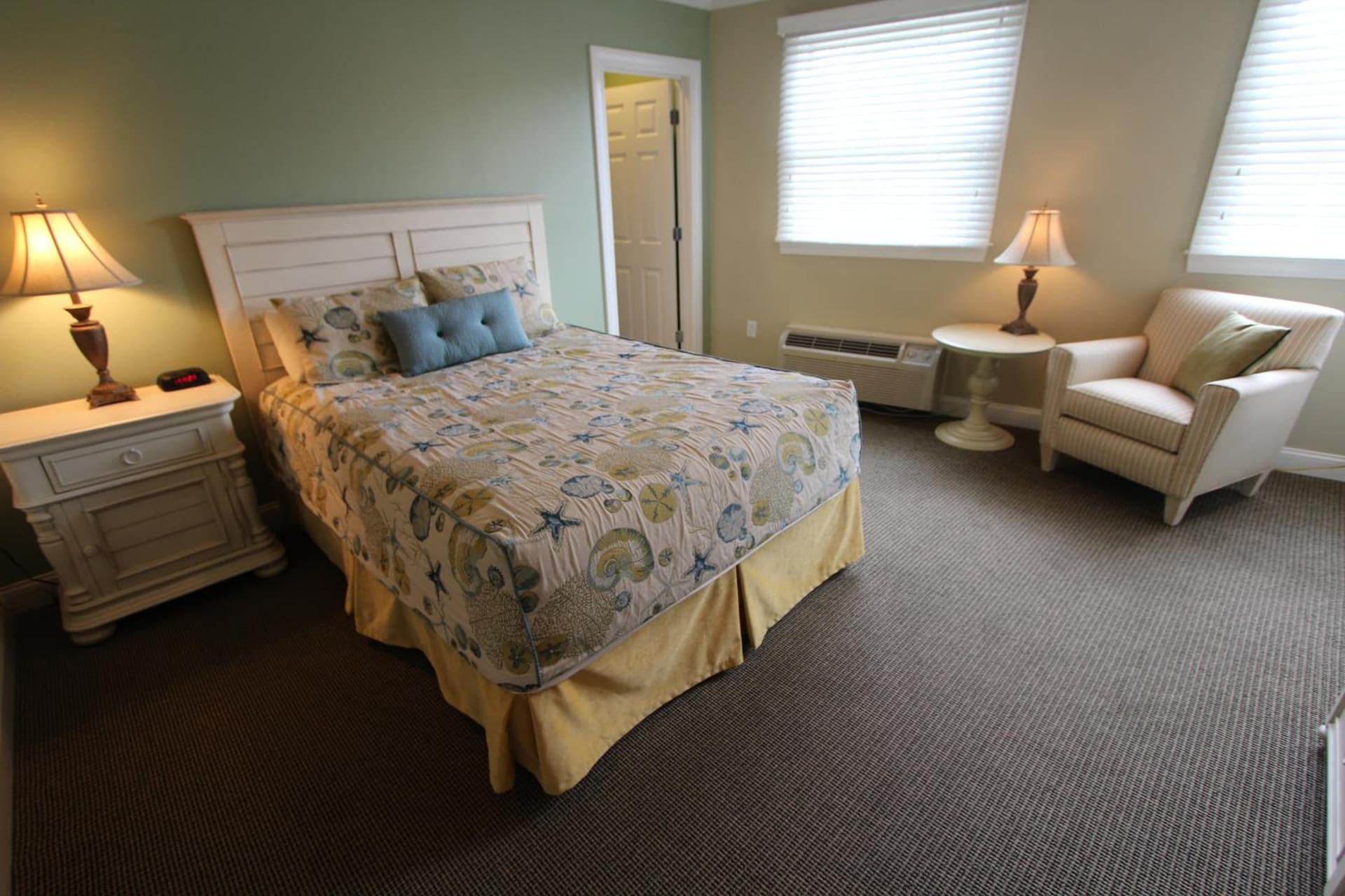 InnSeason Resorts HarborWalk gallery photo in Falmouth, MA — image 8