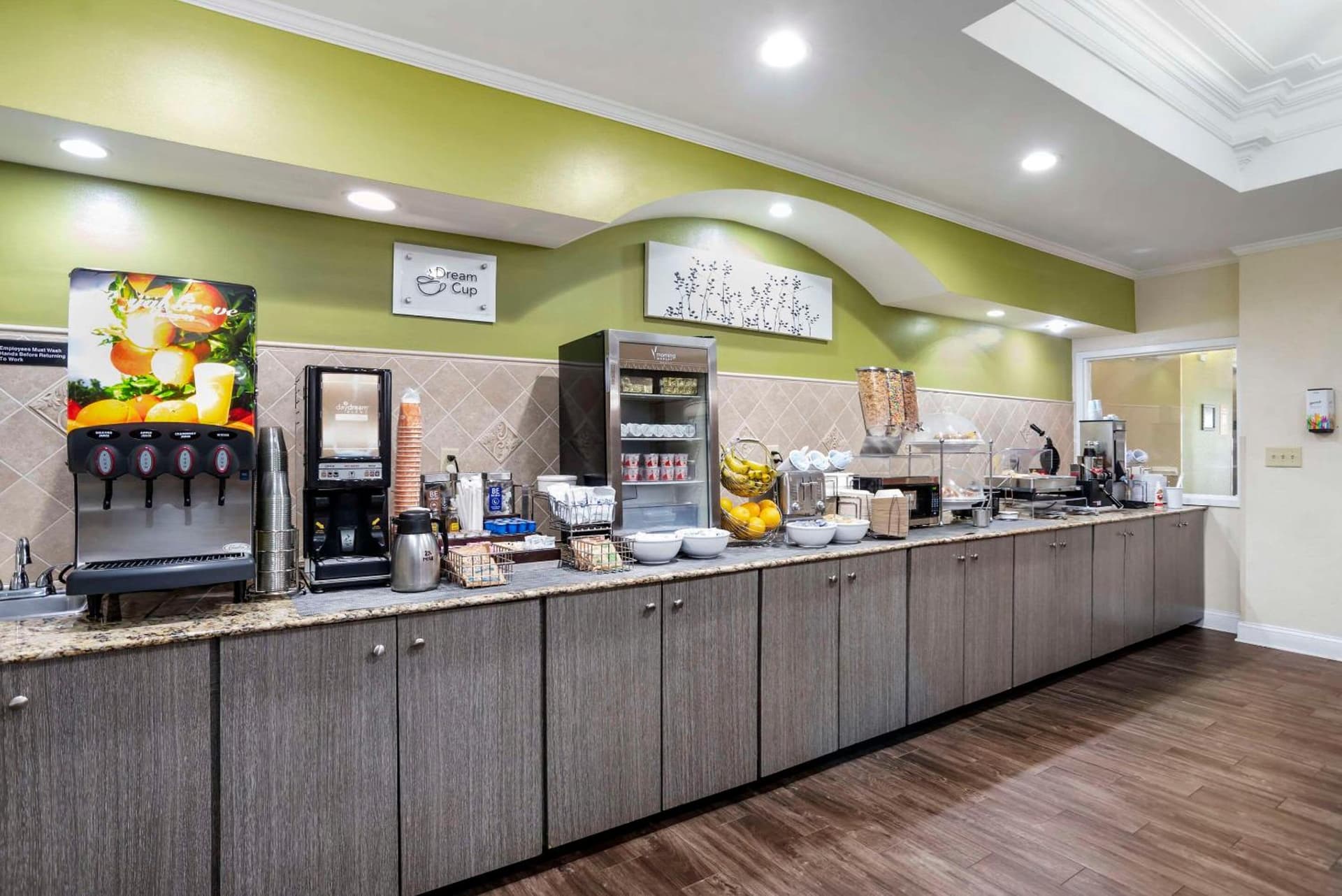 Sleep Inn & Suites Montgomery East I-85 gallery photo in Montgomery, AL — image 30