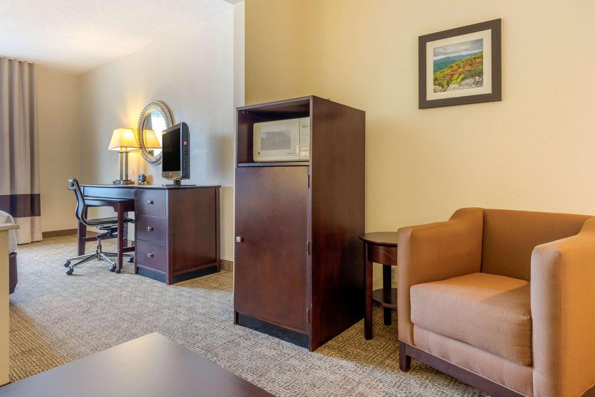 Comfort Suites Gastonia - Charlotte gallery photo in Gastonia, NC — image 12