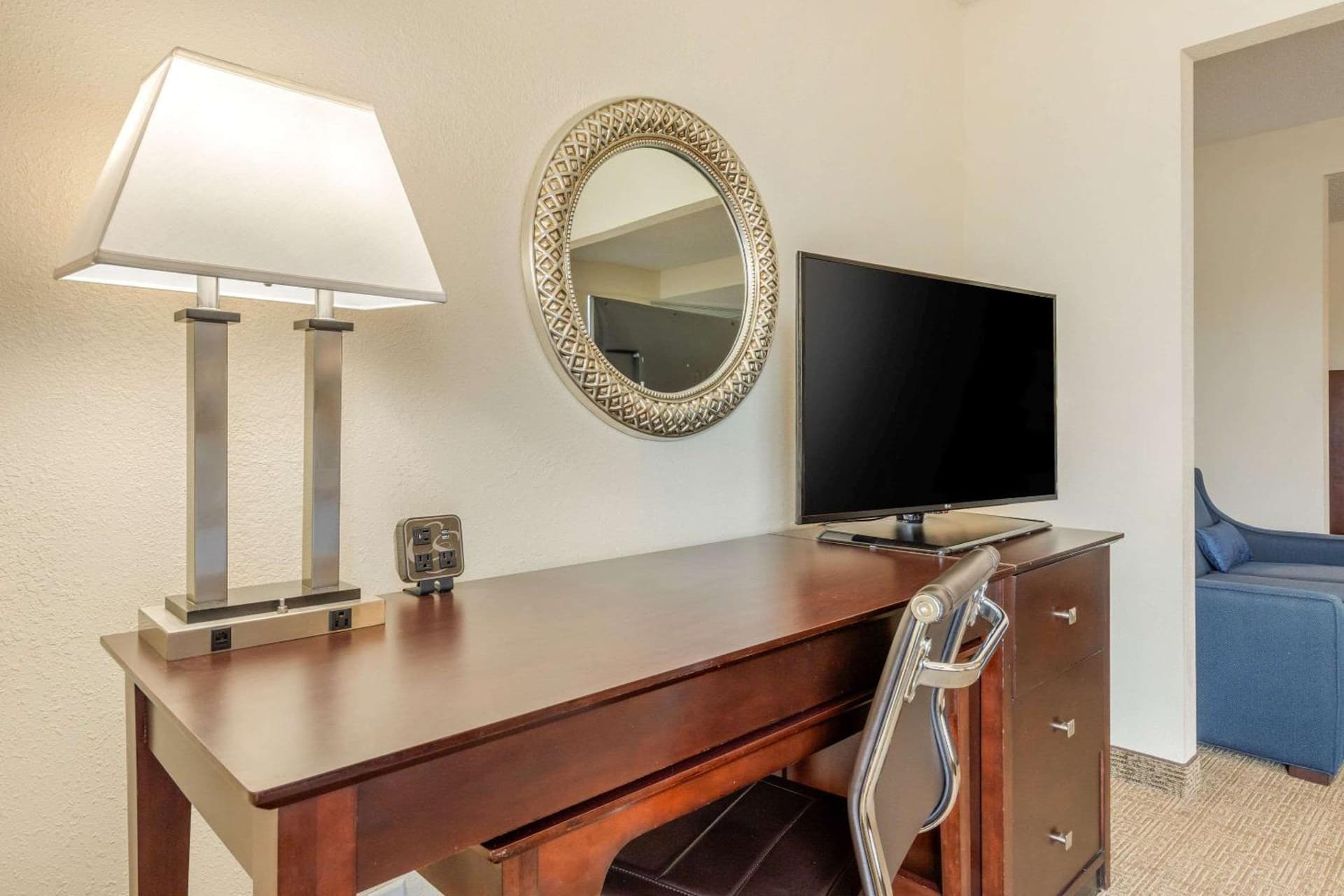 Comfort Suites Gastonia - Charlotte gallery photo in Gastonia, NC — image 31