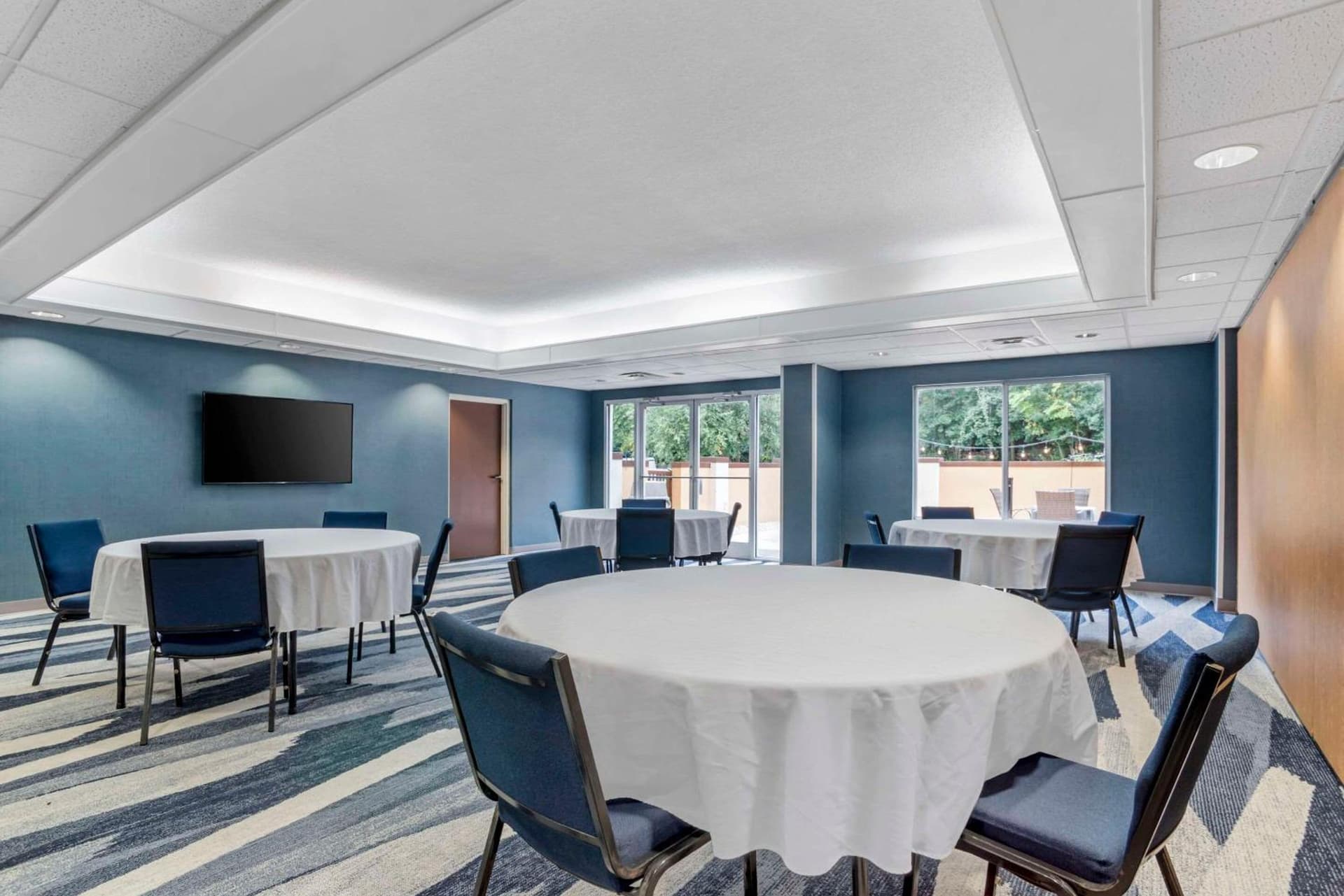Comfort Suites Gastonia - Charlotte gallery photo in Gastonia, NC — image 11