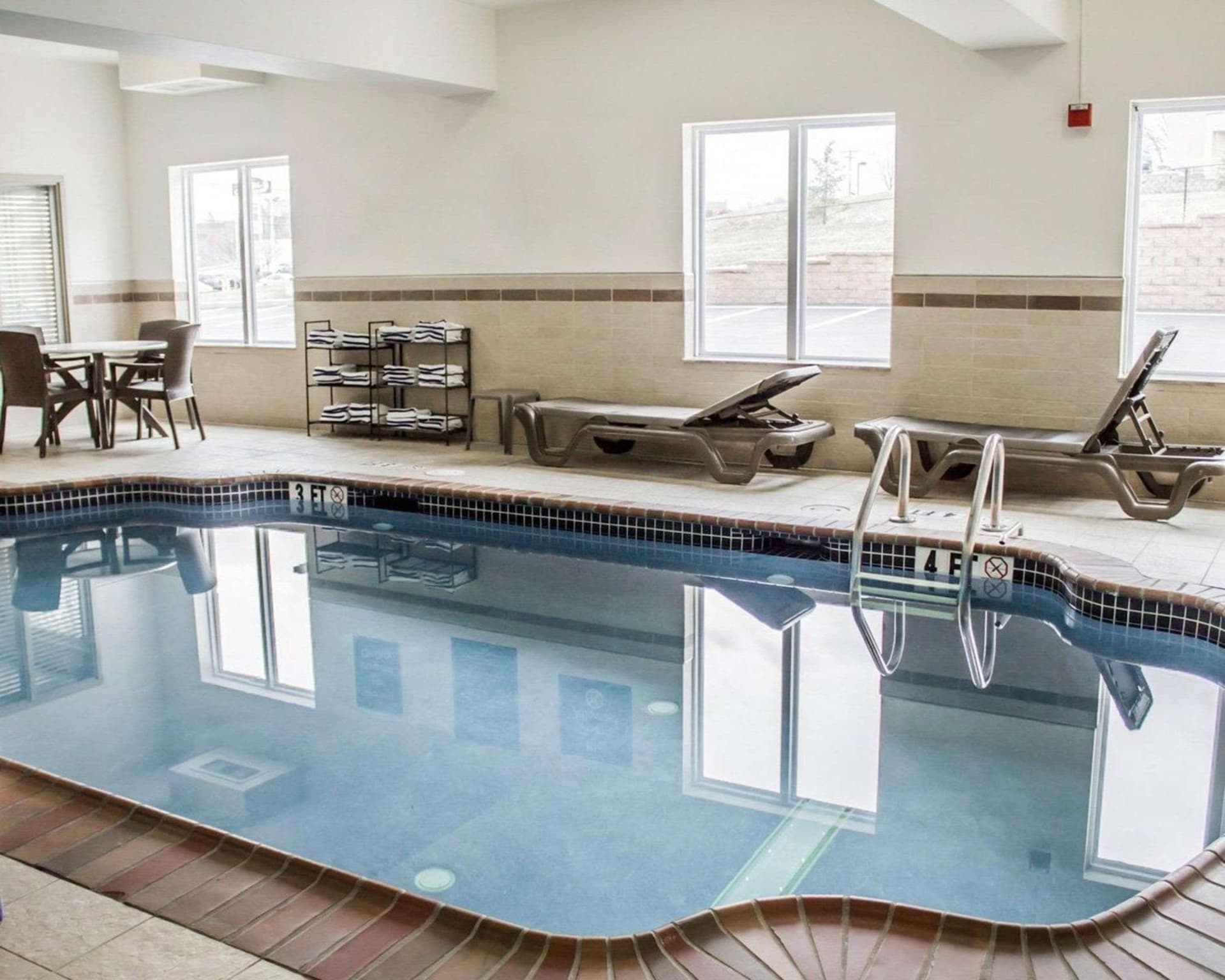 Sleep Inn & Suites Harrisburg - Hershey Southwest gallery photo in Harrisburg, PA — image 7