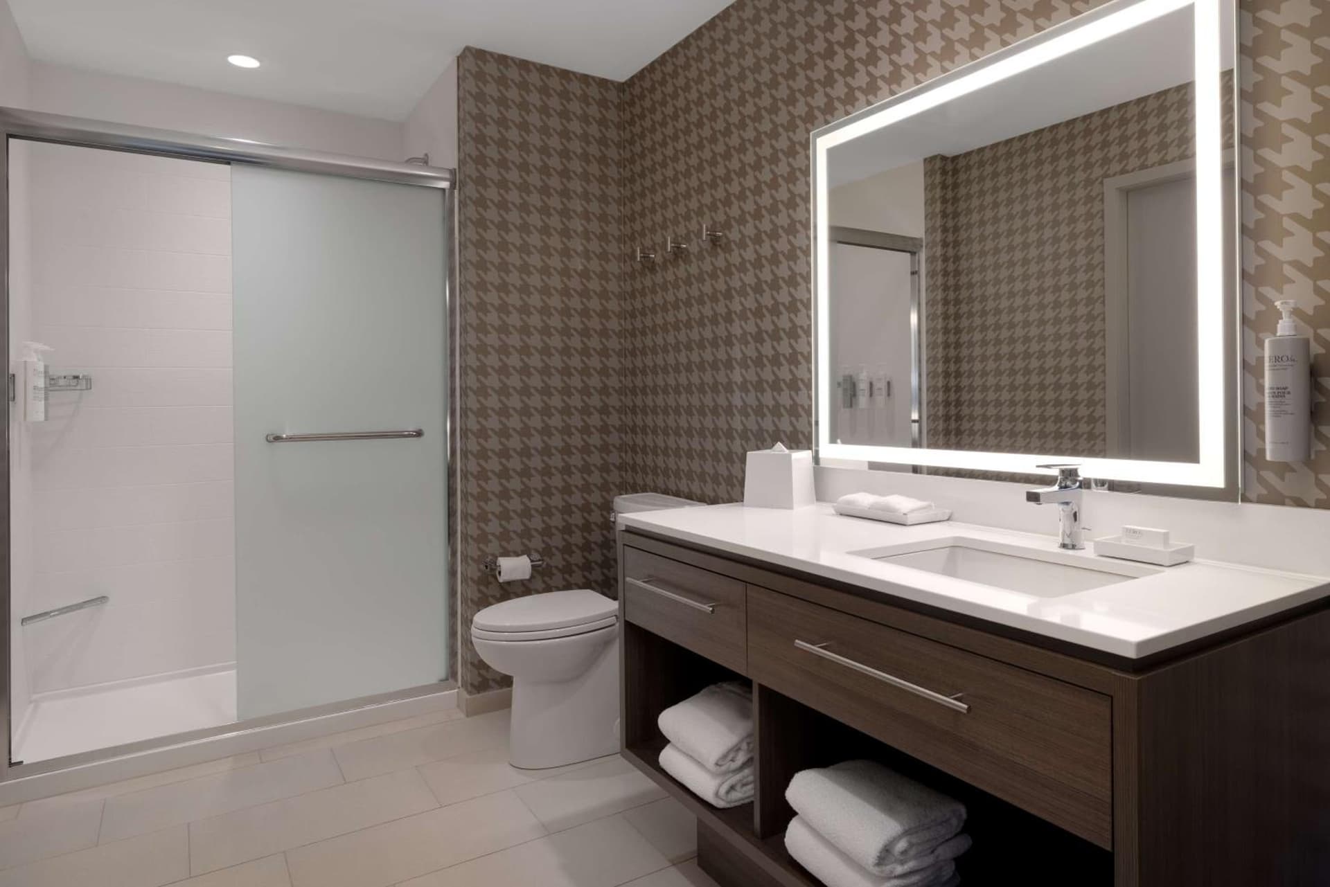 Home2 Suites By Hilton Bristol gallery photo in Bristol, CT — image 28
