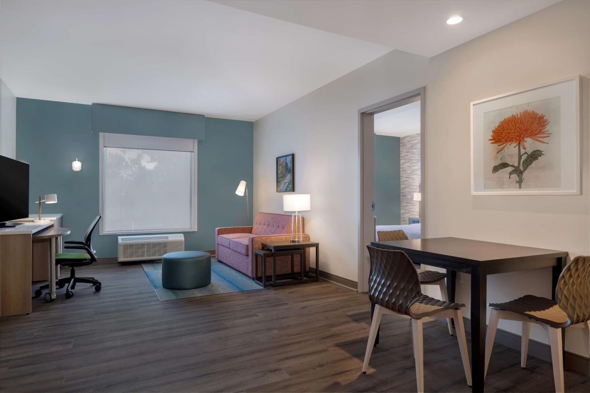 Home2 Suites By Hilton Bristol gallery photo in Bristol, CT — image 13