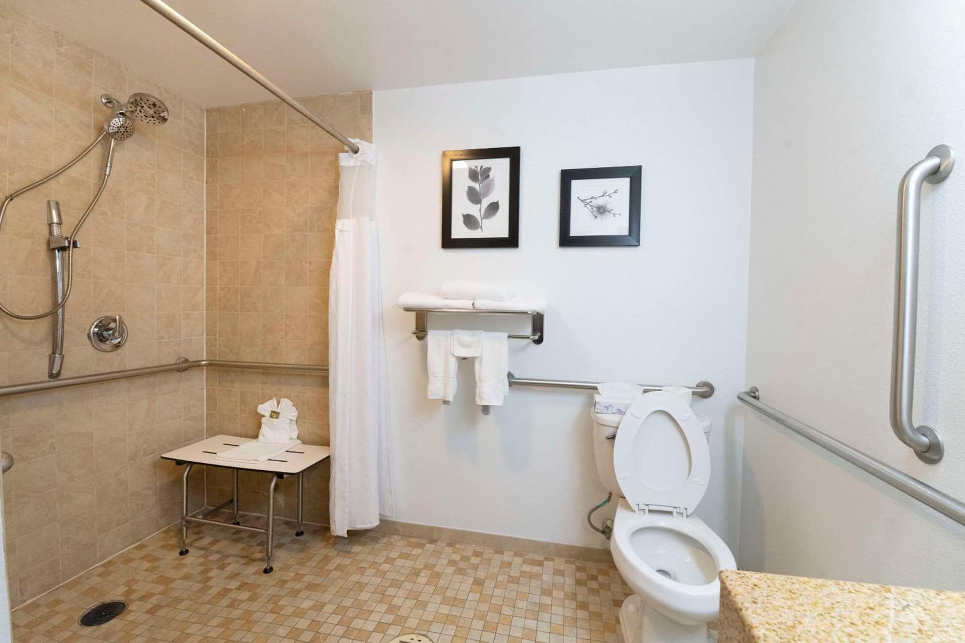 Country Inn & Suites by Radisson, Harrisburg - Hershey West, PA gallery photo in Harrisburg, PA — image 43