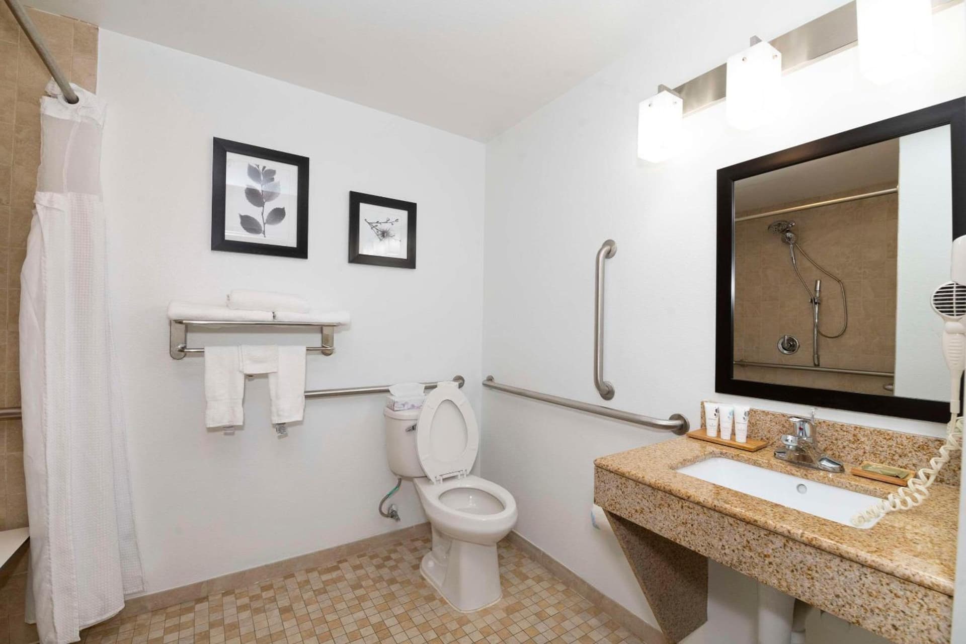 Country Inn & Suites by Radisson, Harrisburg - Hershey West, PA gallery photo in Harrisburg, PA — image 21