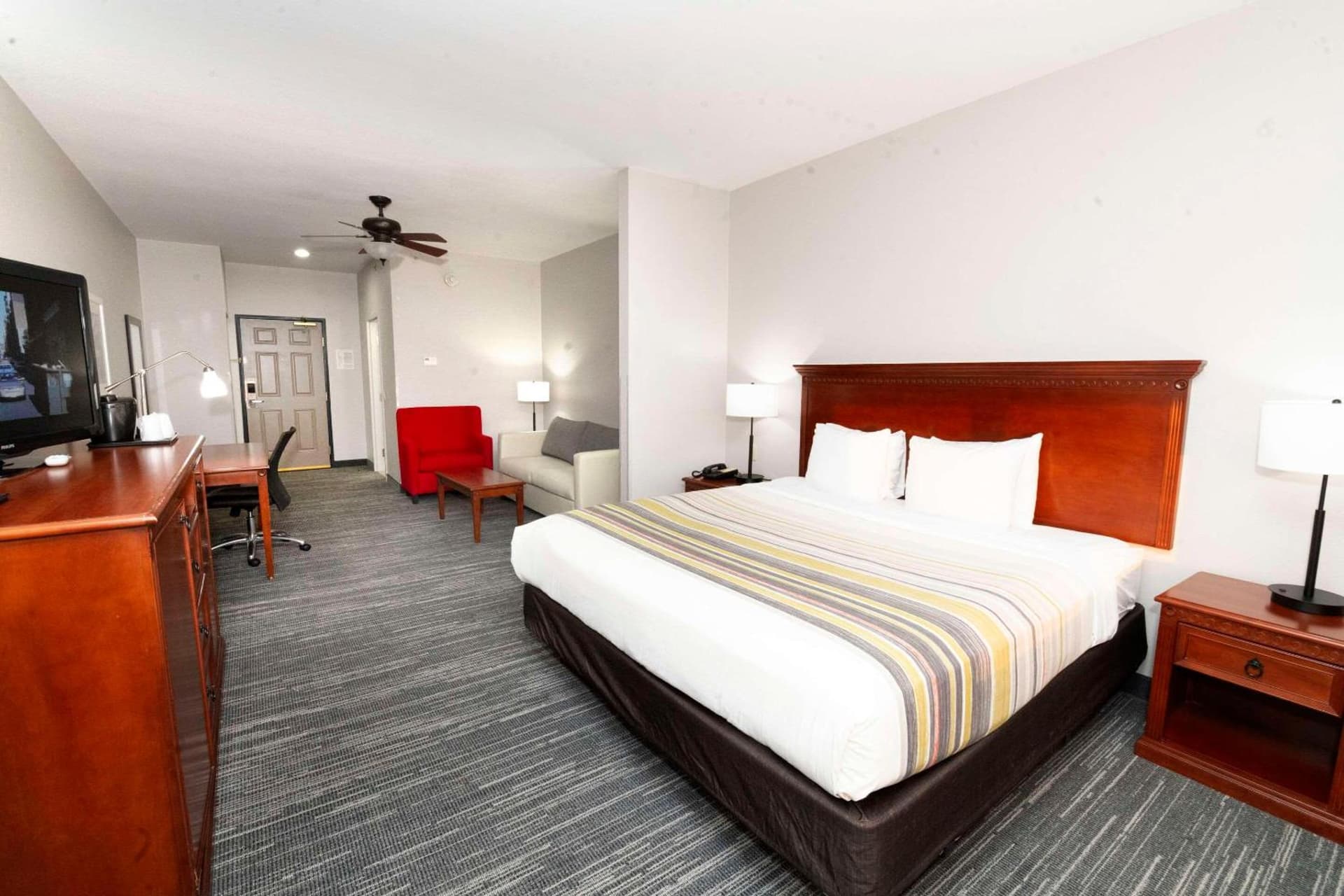 Country Inn & Suites by Radisson, Harrisburg - Hershey West, PA gallery photo in Harrisburg, PA — image 13