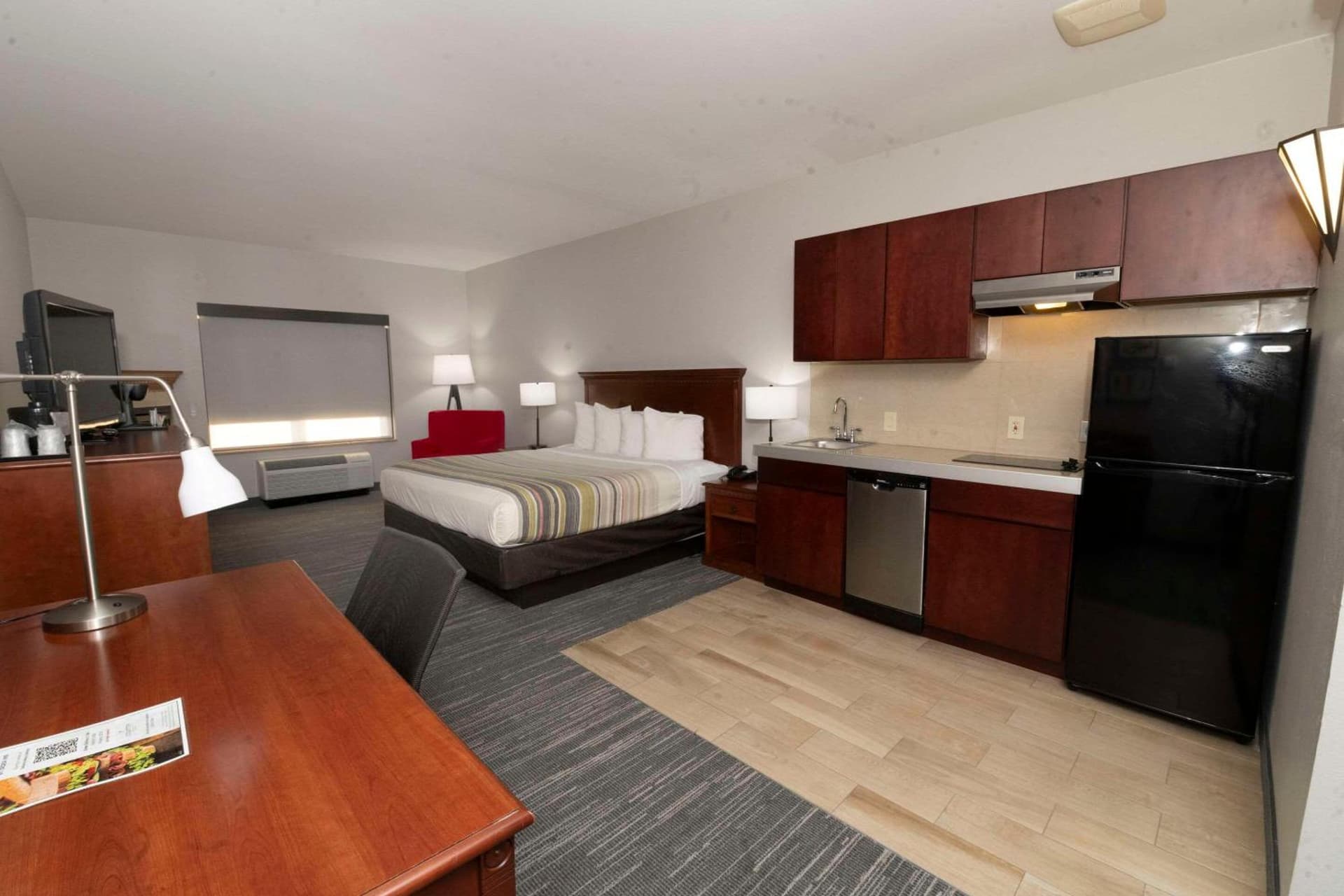 Country Inn & Suites by Radisson, Harrisburg - Hershey West, PA gallery photo in Harrisburg, PA — image 7