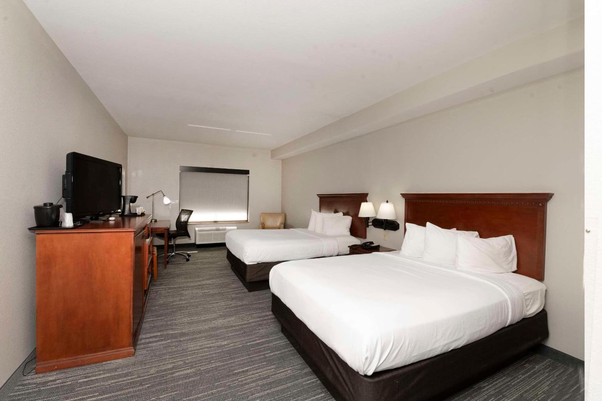 Country Inn & Suites by Radisson, Harrisburg - Hershey West, PA gallery photo in Harrisburg, PA — image 23