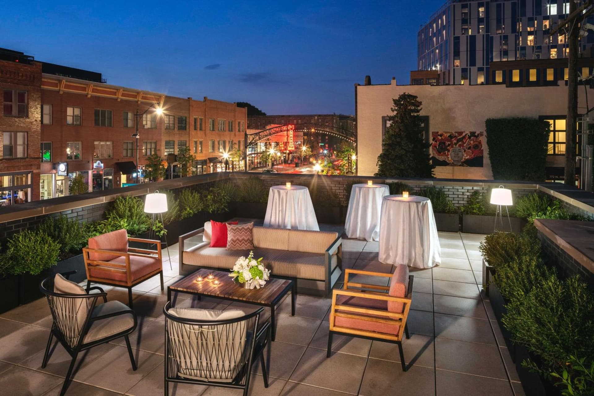 Graduate by Hilton Columbus interior in Columbus, OH — gallery photo 2