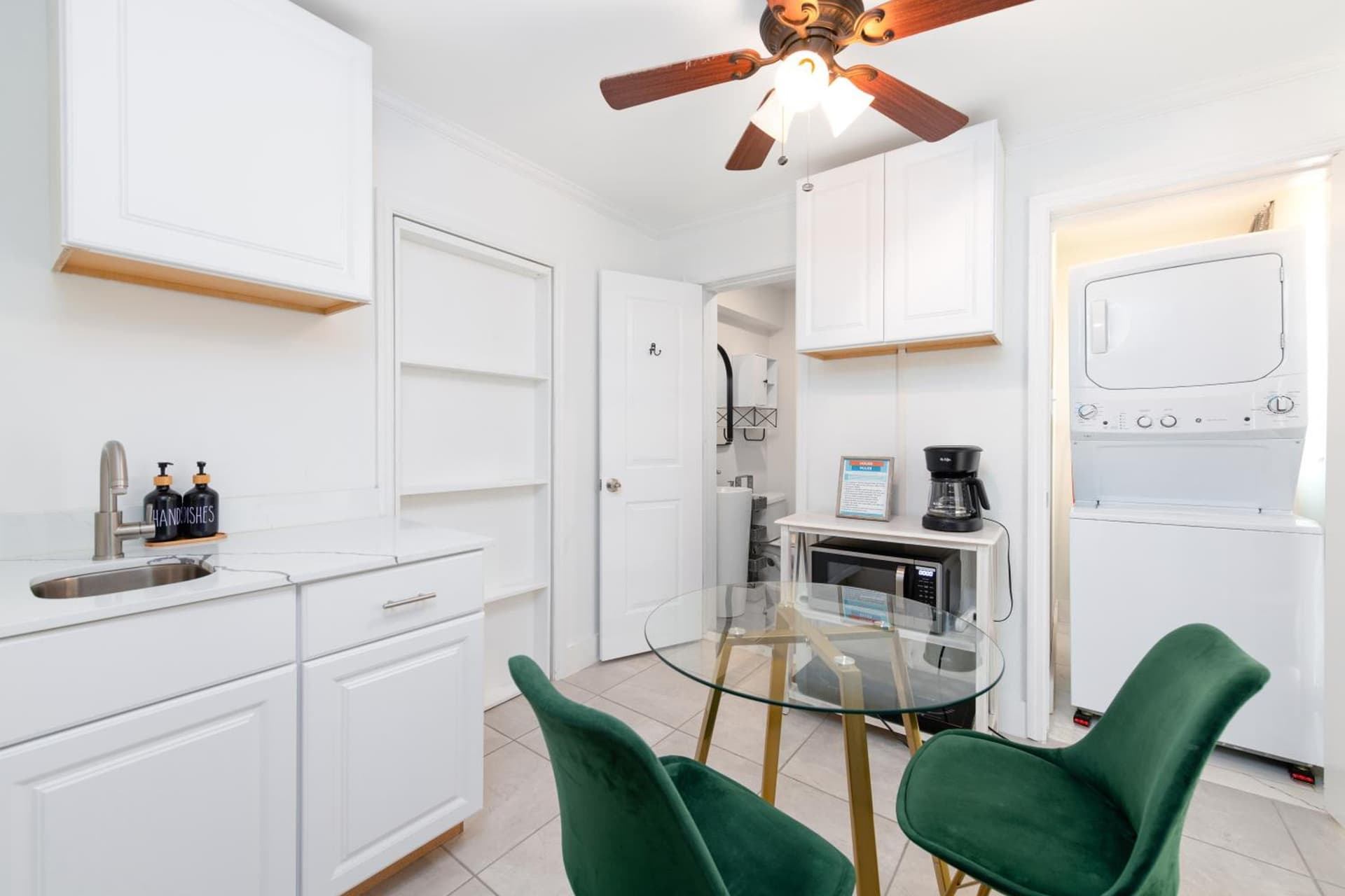 Sunshine State of Mind Studio interior in Jensen Beach, FL — gallery photo 2