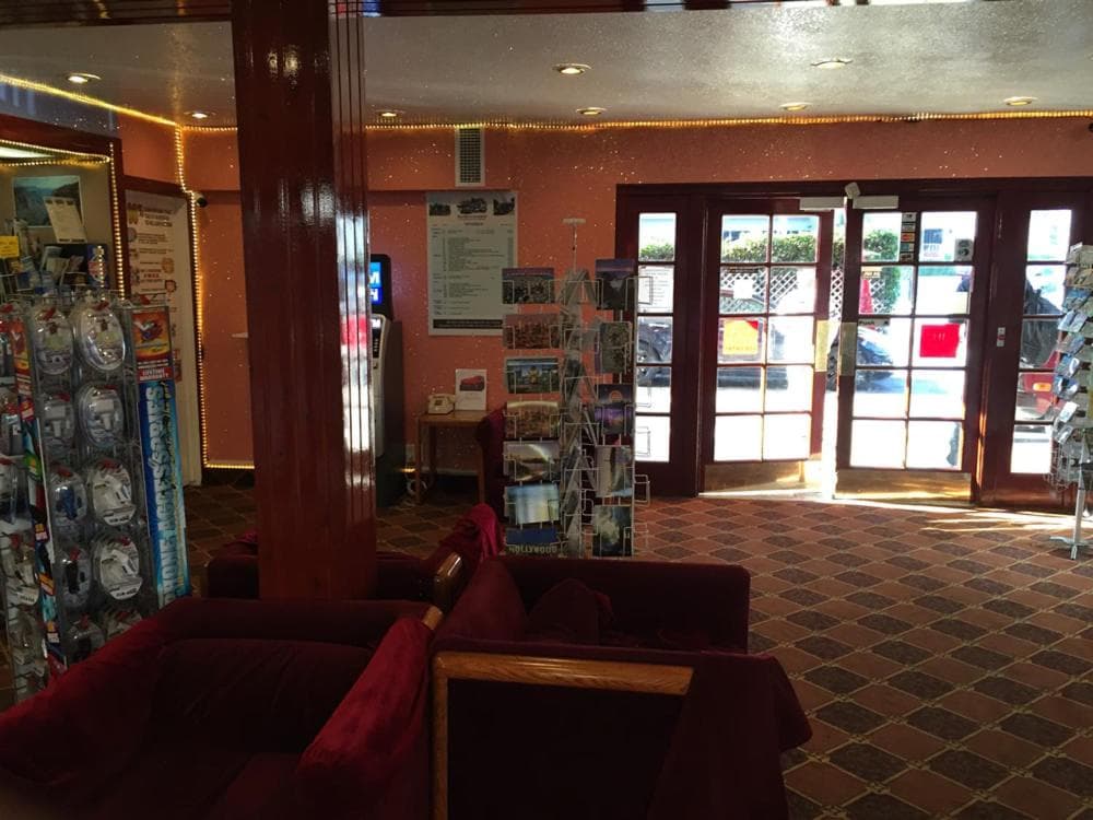 Tradewinds Hotel LAX Airport gallery photo in Inglewood, CA — image 7