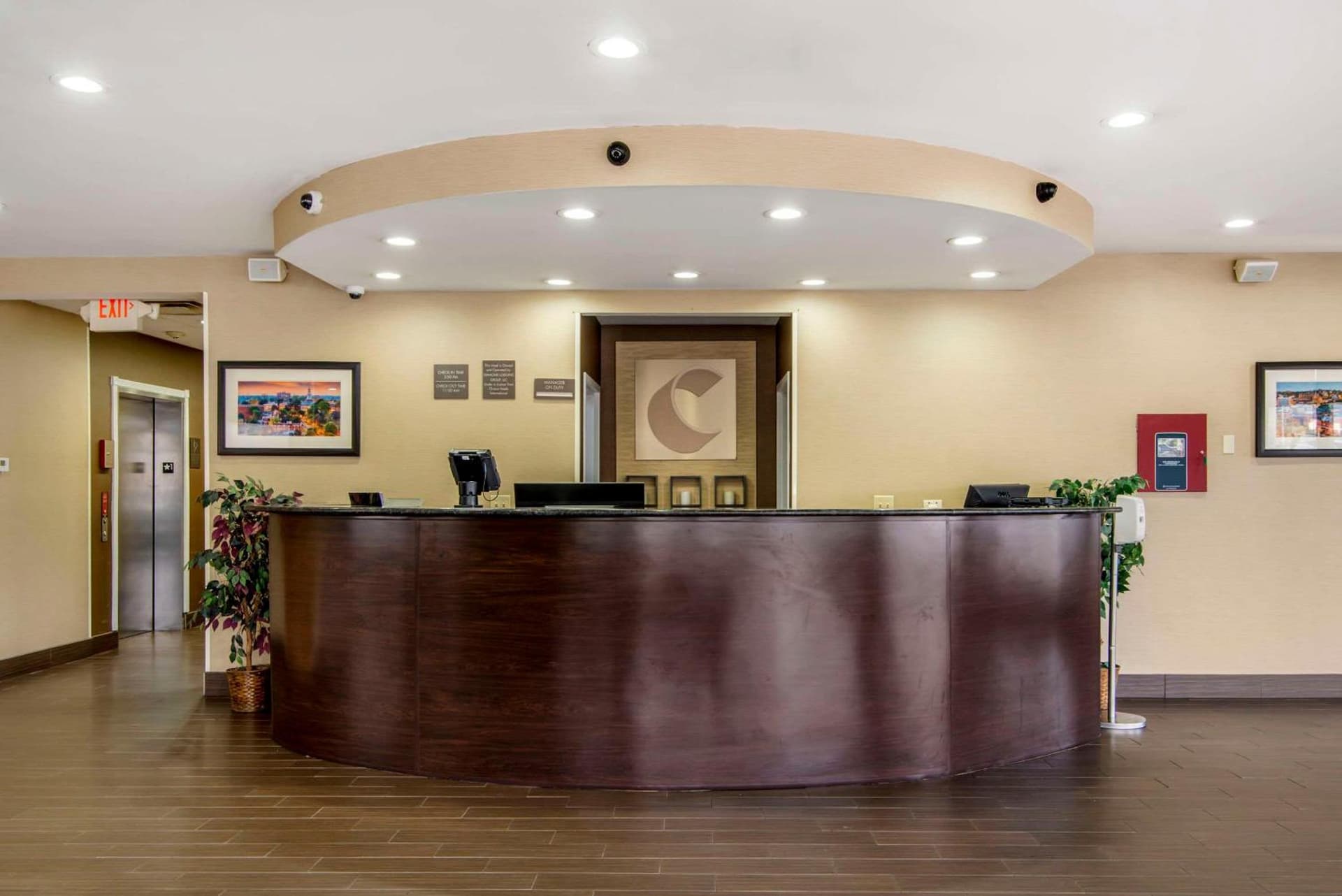 Comfort Suites Macon Northwest property views in Macon, GA — gallery photo 3