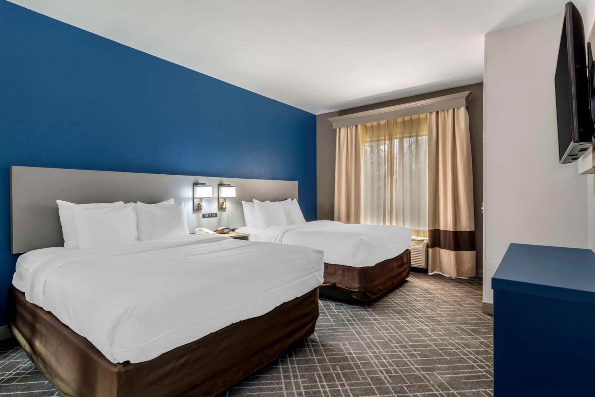Comfort Suites Macon Northwest gallery photo in Macon, GA — image 58