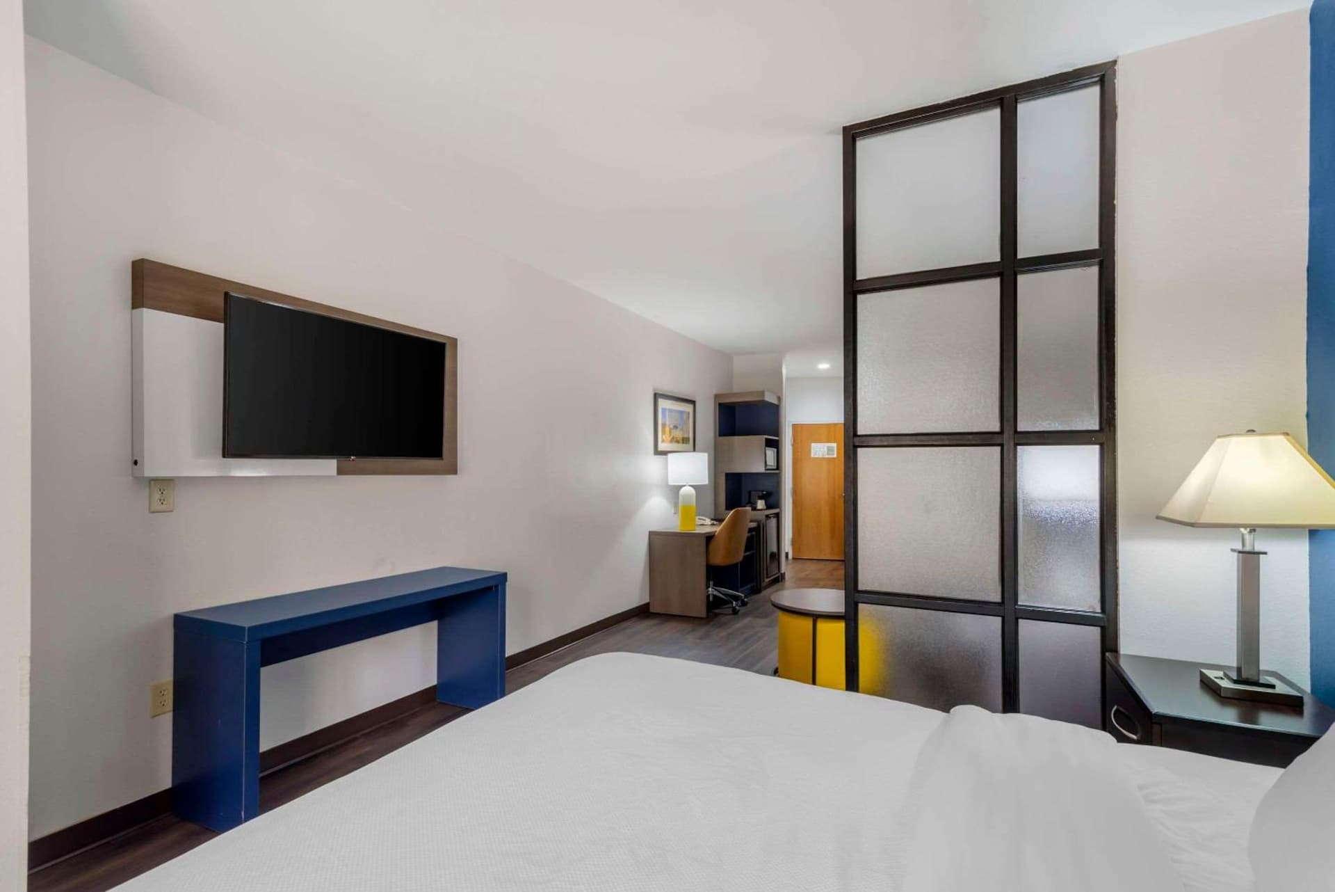 Comfort Suites Macon Northwest gallery photo in Macon, GA — image 48