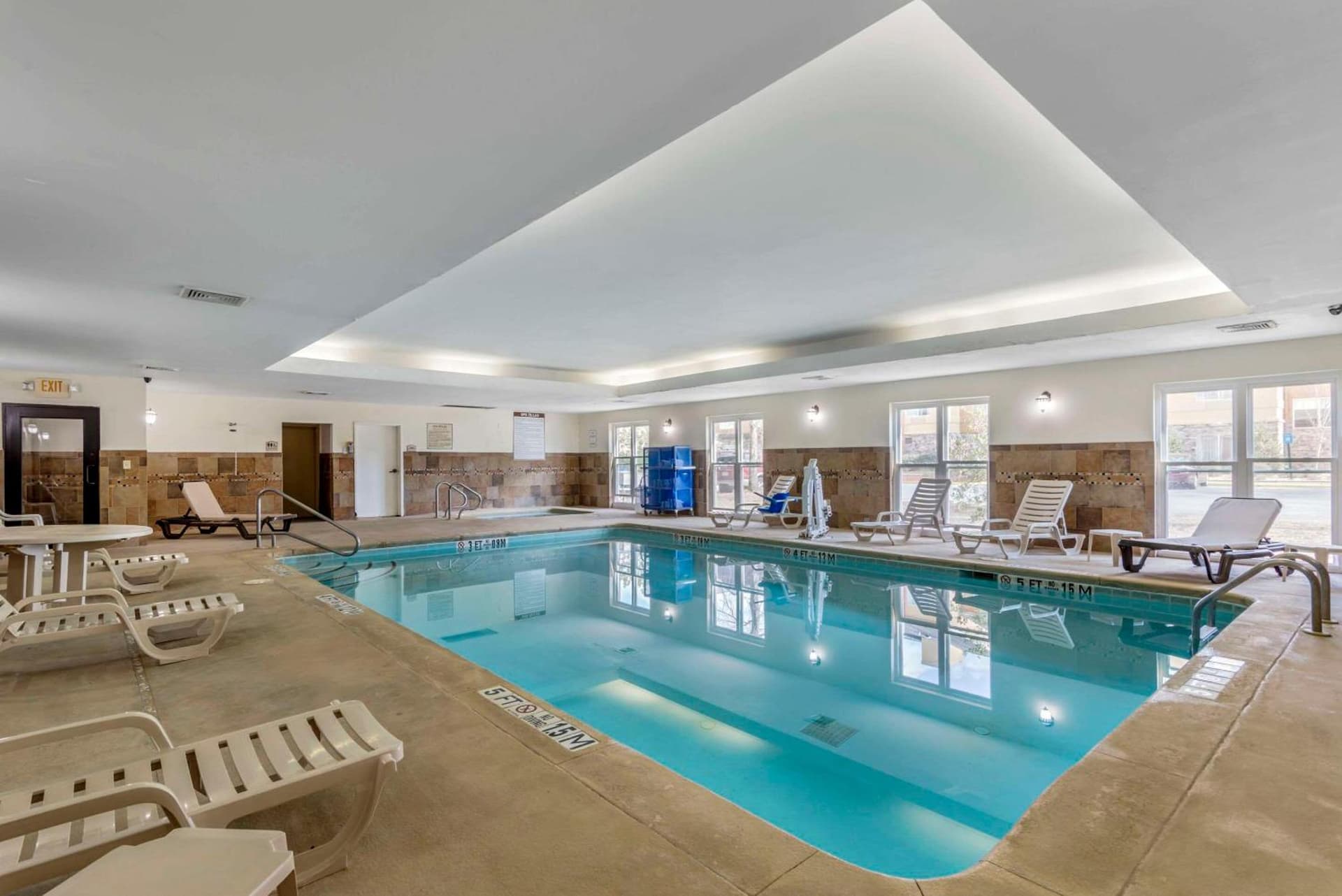 Comfort Suites Macon Northwest gallery photo in Macon, GA — image 10