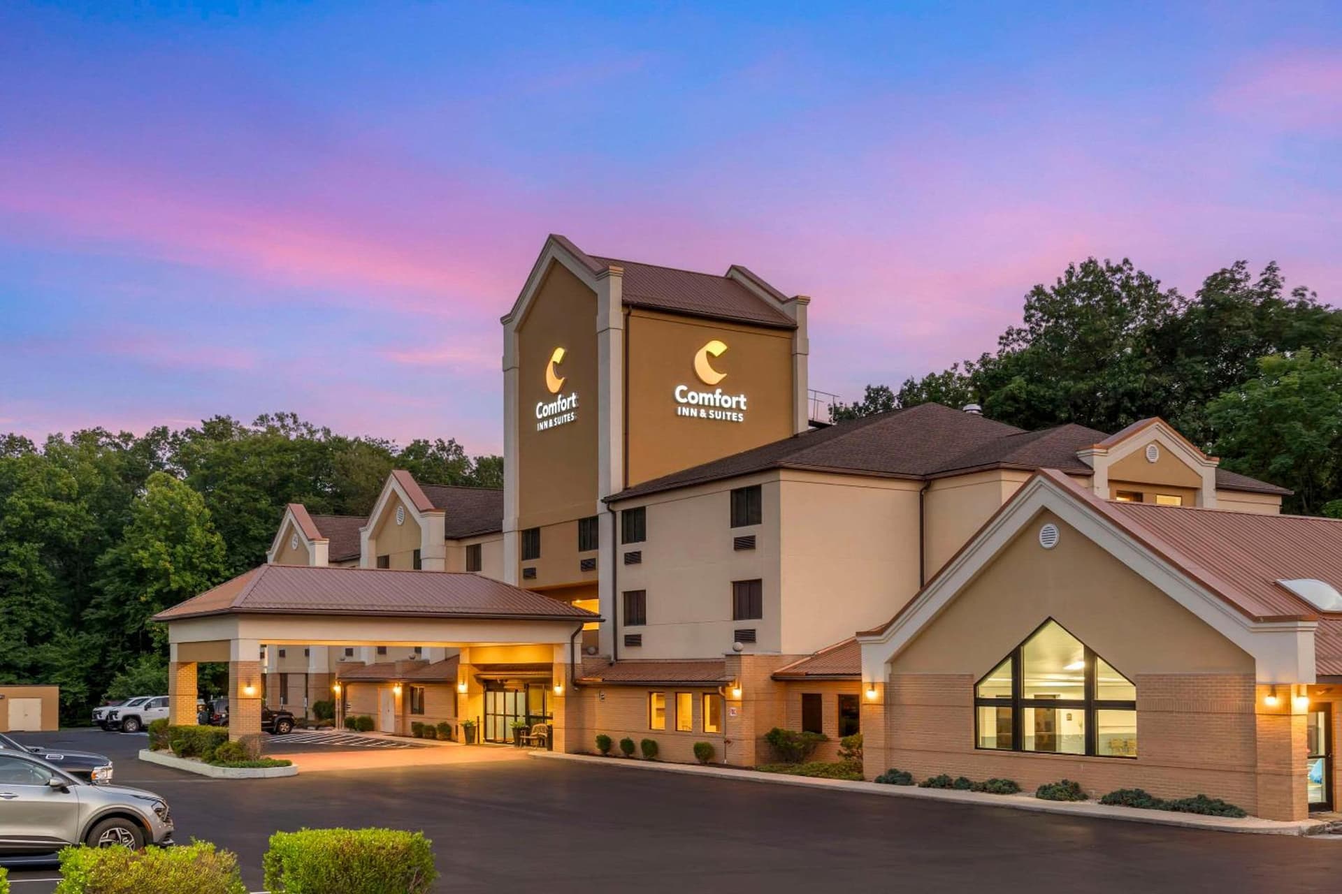 Comfort Inn & Suites LaVale - Cumberland featured exterior or lobby in La Vale, MD — similar hotel
