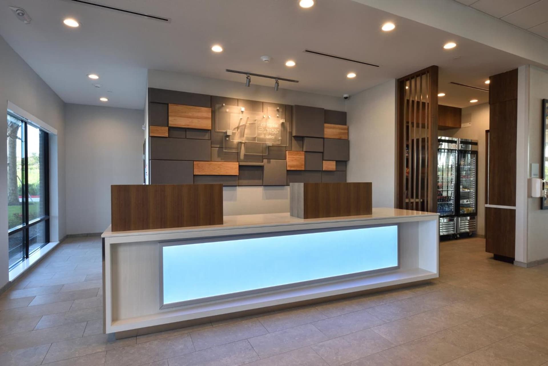 Holiday Inn Express & Suites Spring - Woodlands Area by IHG gallery photo in Spring, TX — image 7