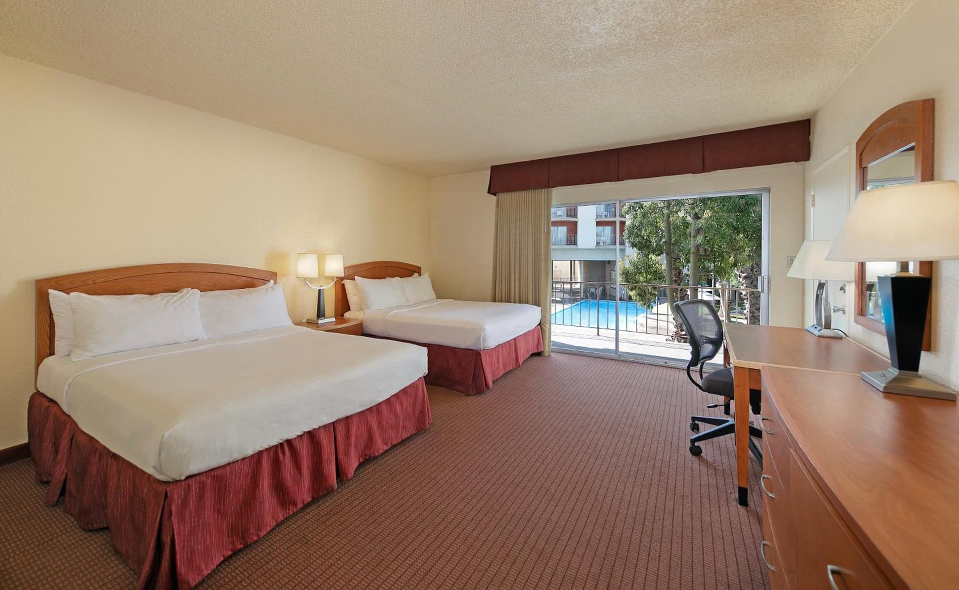 Golden Sails Hotel interior in Long Beach, CA — gallery photo 2