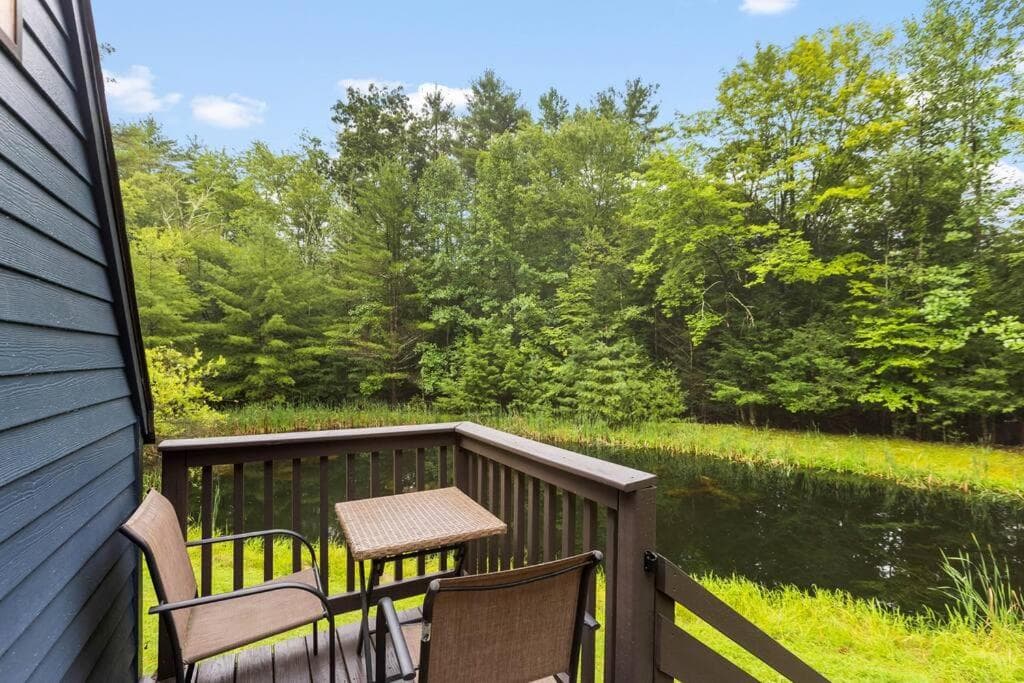 DomeHaus Tranquil dome and yurt escape property views in Kerhonkson, NY — gallery photo 3