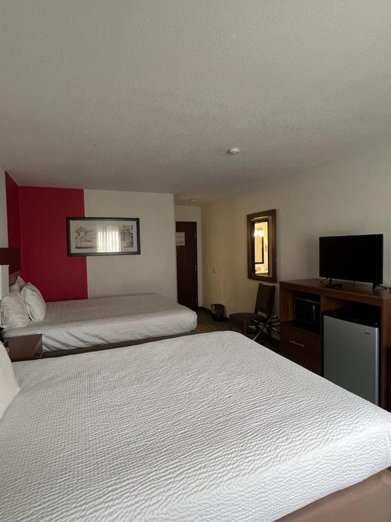 Ramada by Wyndham Effingham interior in Effingham, IL — gallery photo 2