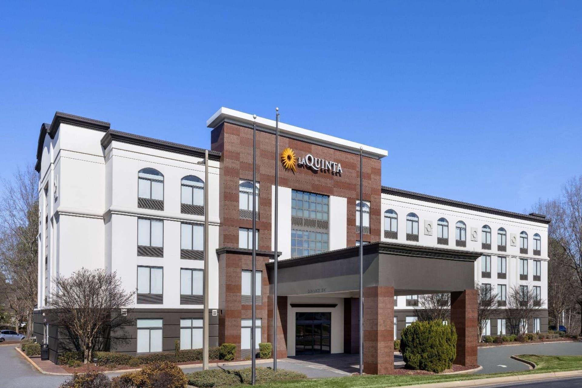 La Quinta Inn & Suites by Wyndham Mooresville — hotel in Huntersville, North Carolina
