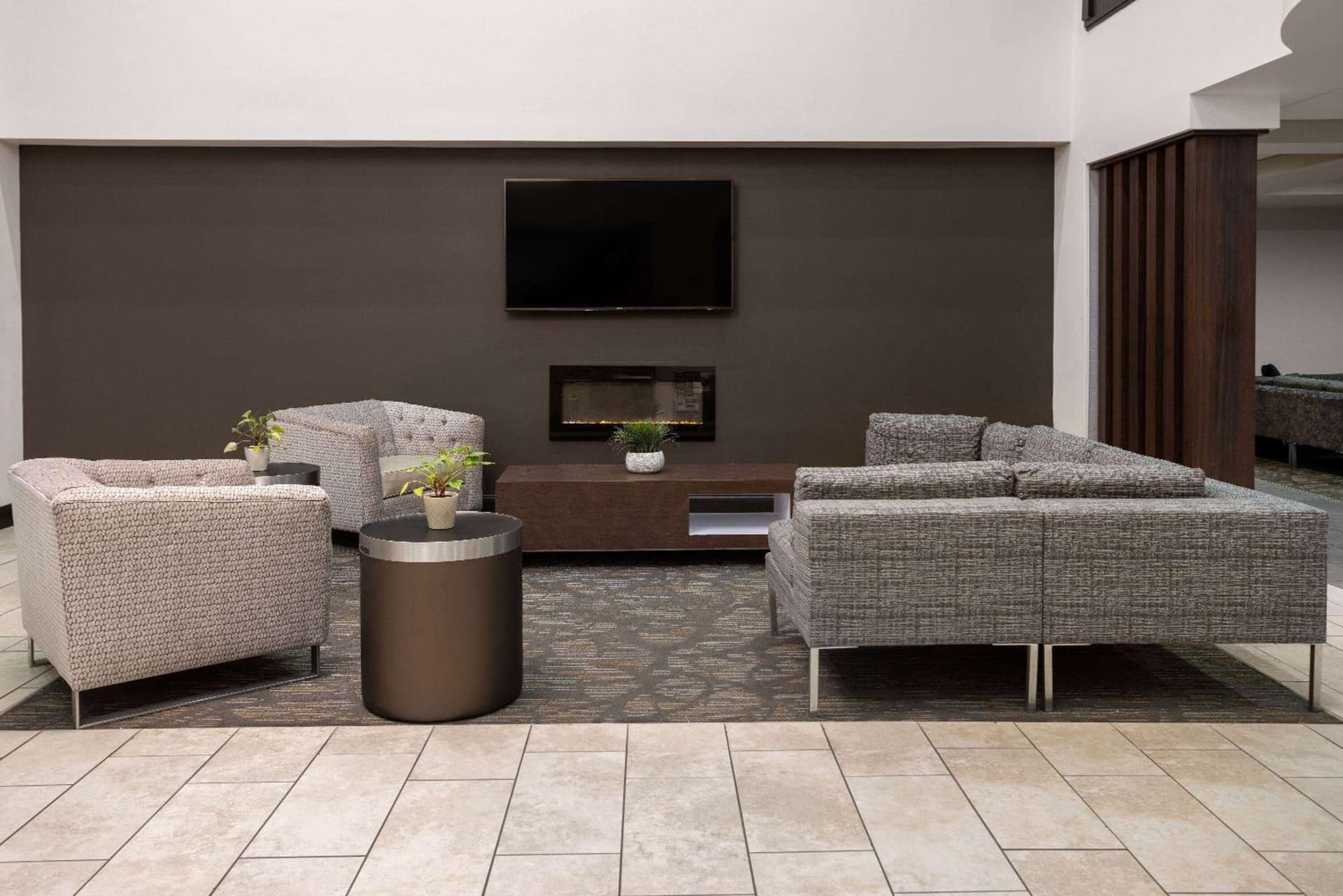 La Quinta Inn & Suites by Wyndham Mooresville gallery photo in Mooresville, NC — image 5