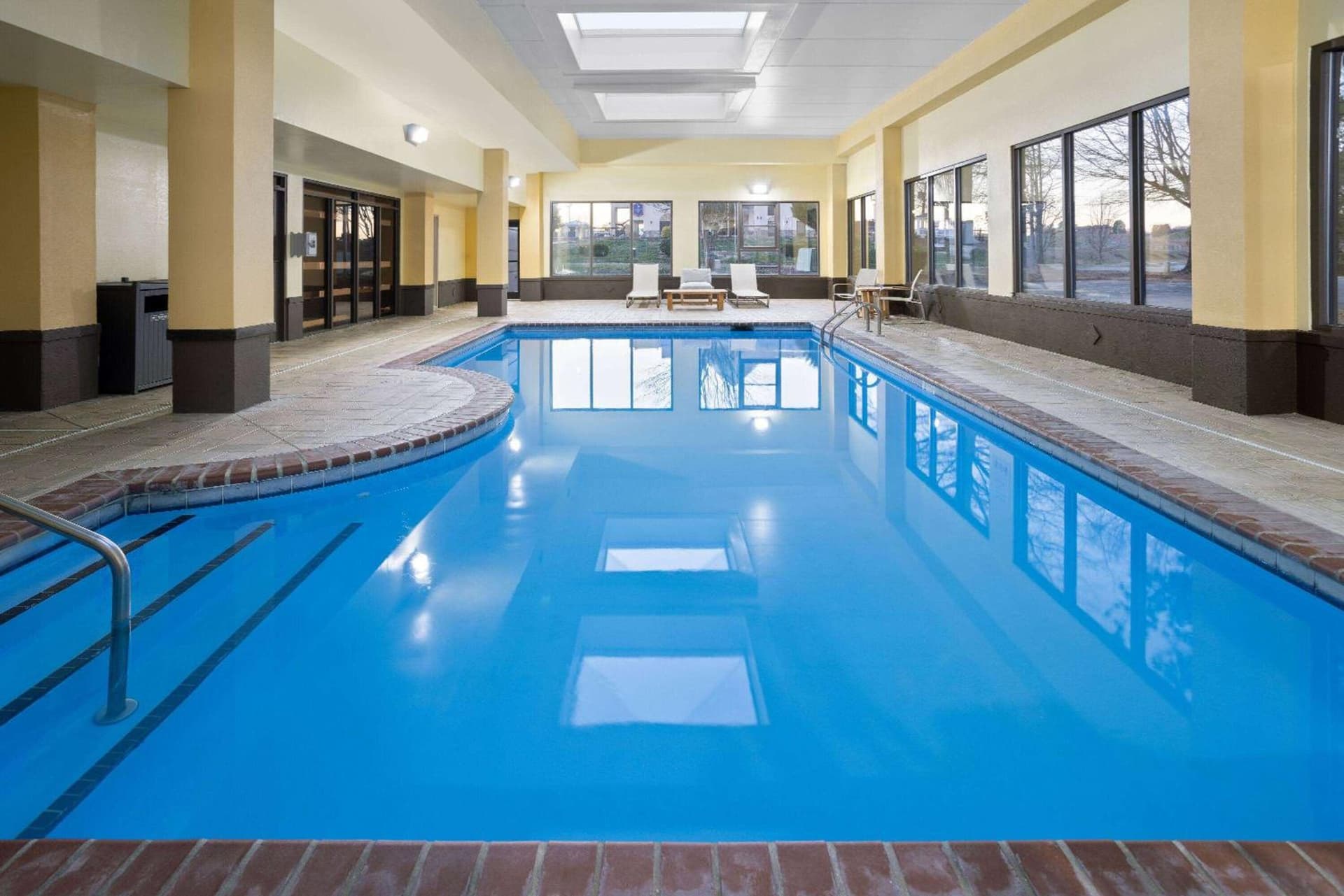 La Quinta Inn & Suites by Wyndham Mooresville gallery photo in Mooresville, NC — image 26