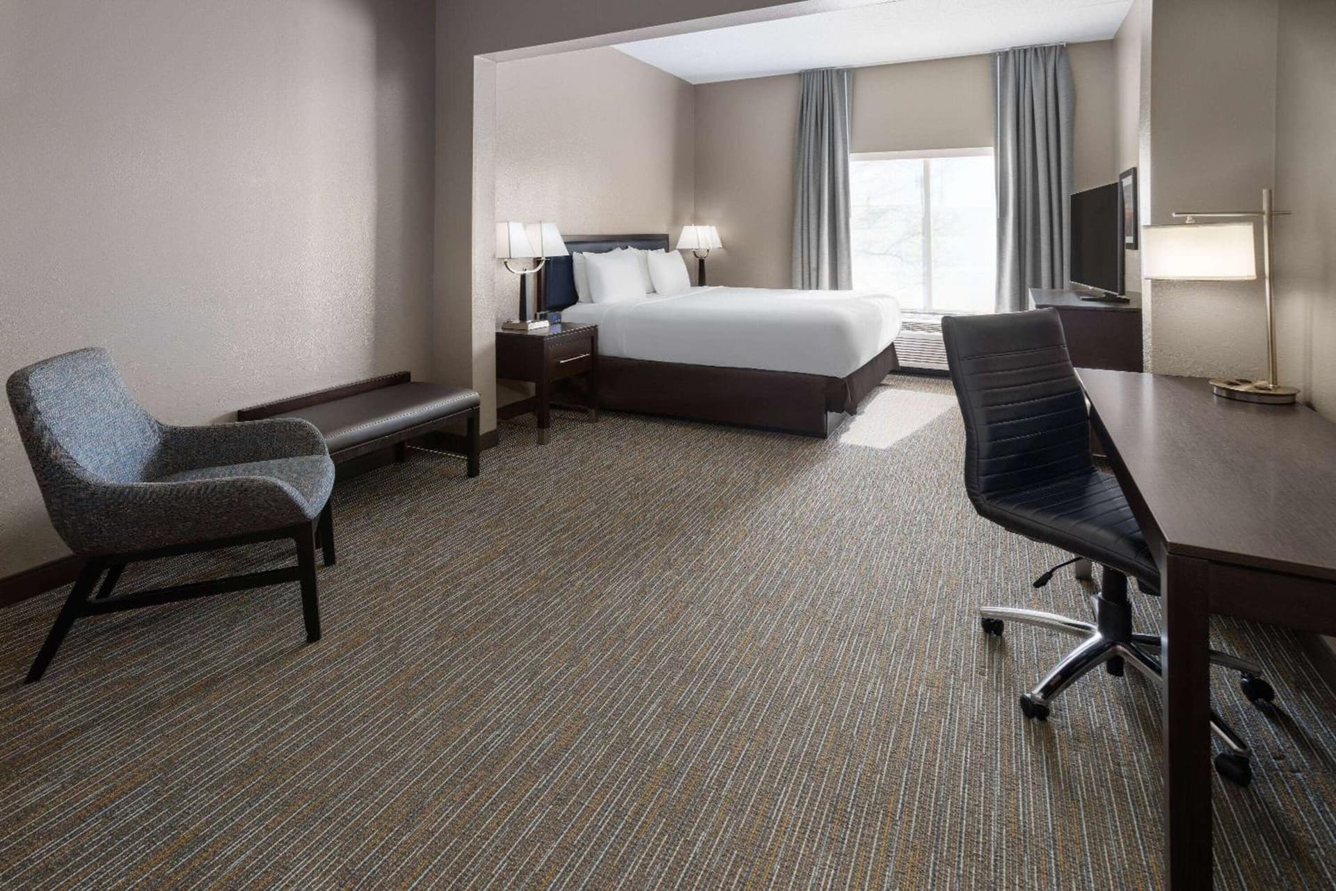 La Quinta Inn & Suites by Wyndham Mooresville gallery photo in Mooresville, NC — image 10