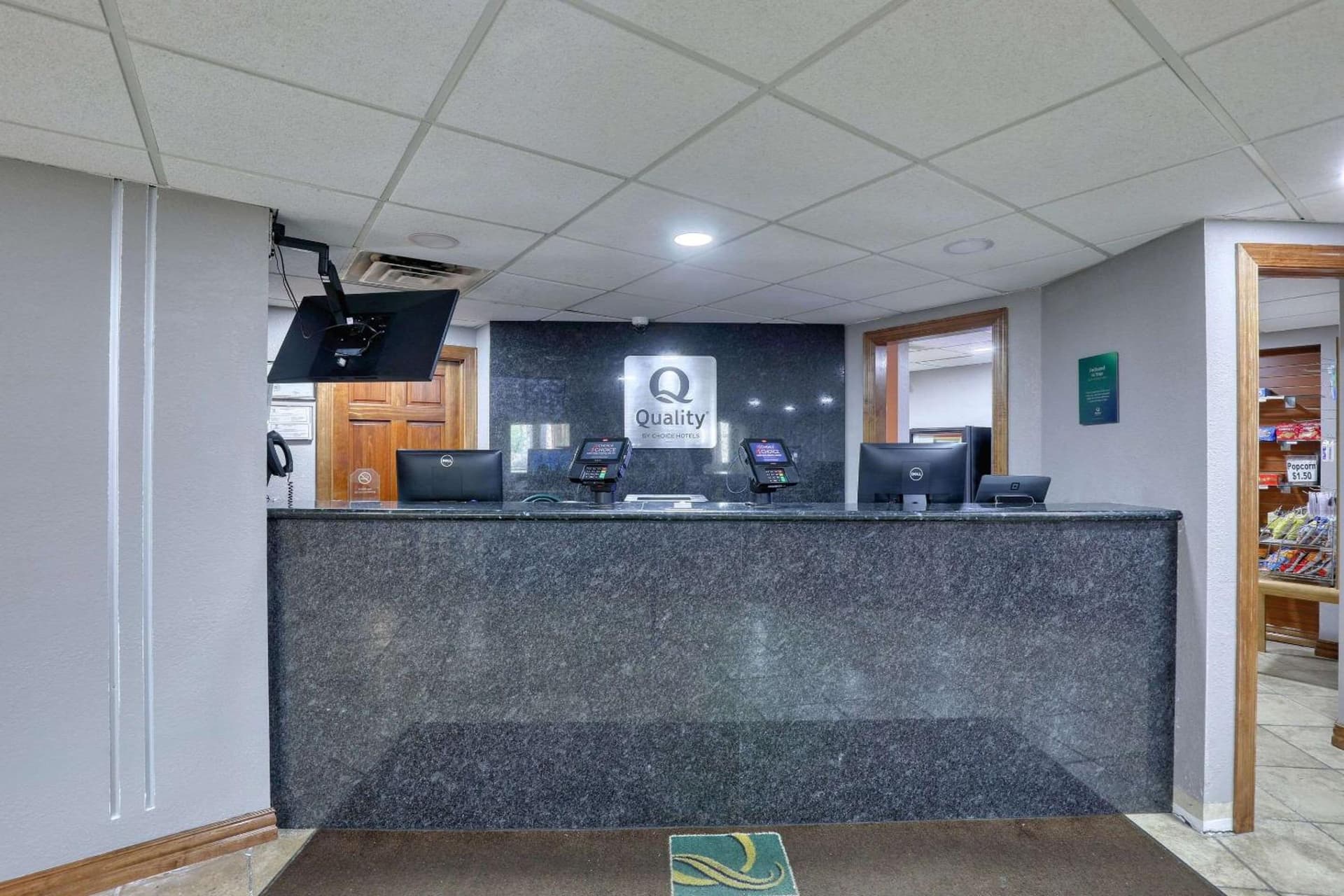 Quality Inn & Suites Green Bay Downtown gallery photo in Green Bay, WI — image 32