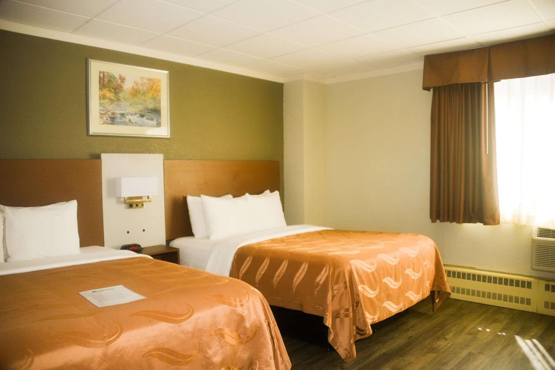 Quality Inn & Suites Green Bay Downtown gallery photo in Green Bay, WI — image 71