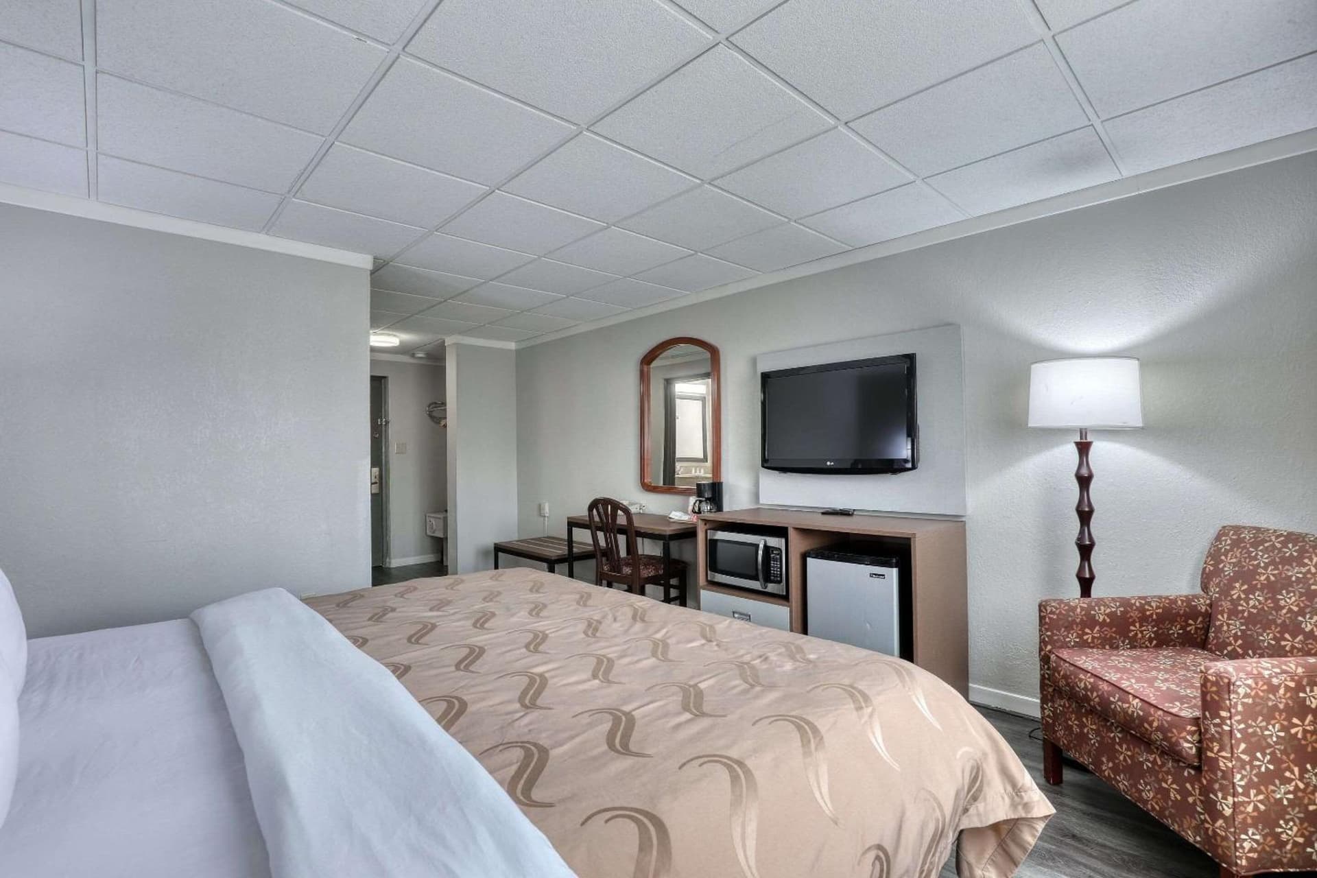 Quality Inn & Suites Green Bay Downtown gallery photo in Green Bay, WI — image 27