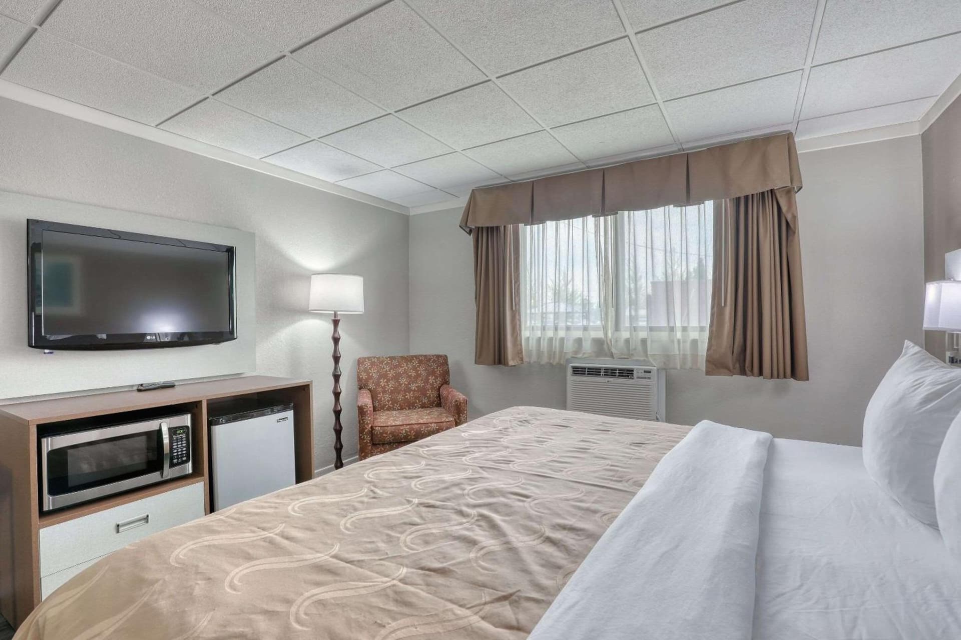 Quality Inn & Suites Green Bay Downtown gallery photo in Green Bay, WI — image 26