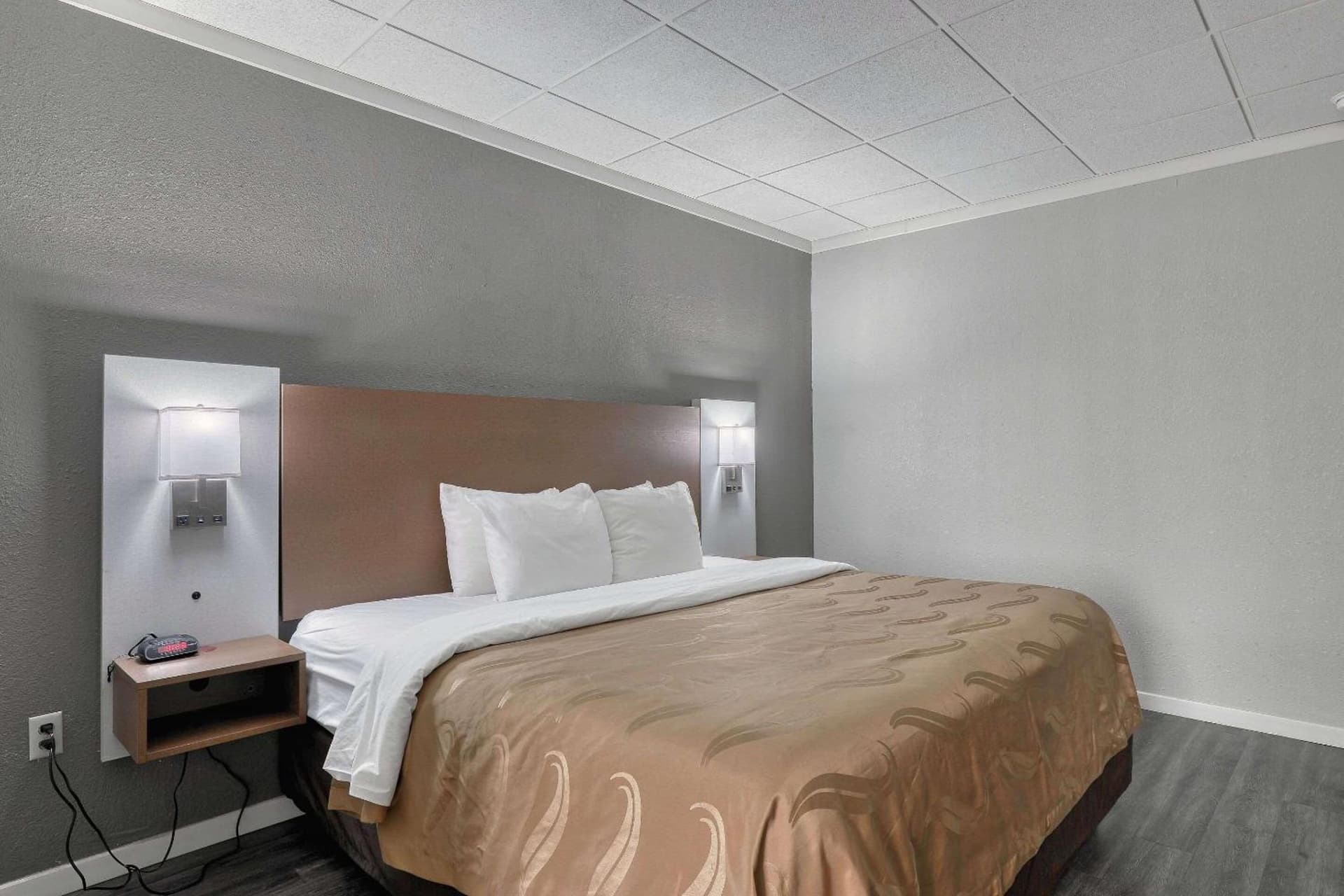 Quality Inn & Suites Green Bay Downtown gallery photo in Green Bay, WI — image 7