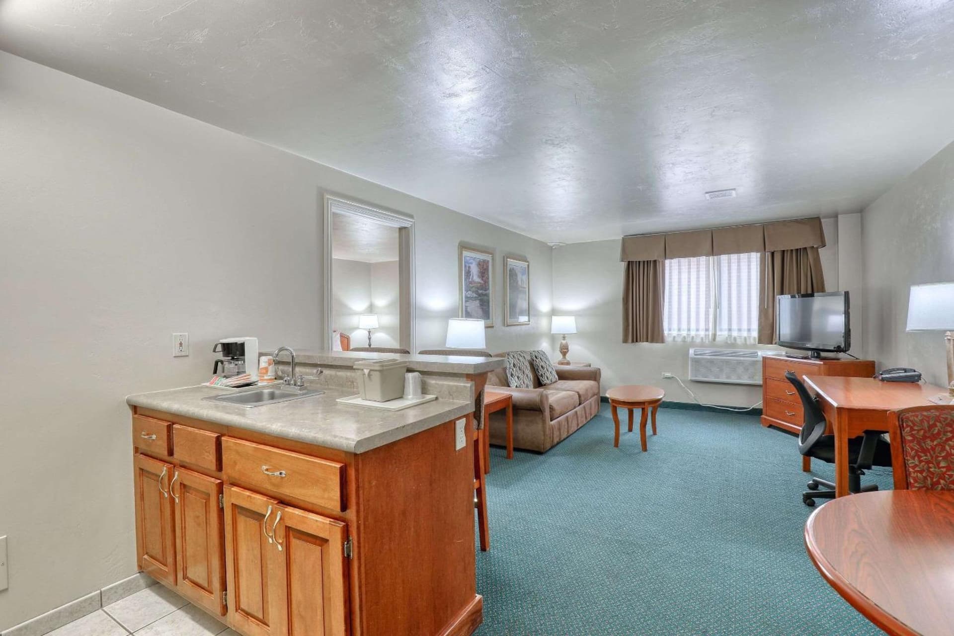 Quality Inn & Suites Green Bay Downtown gallery photo in Green Bay, WI — image 4