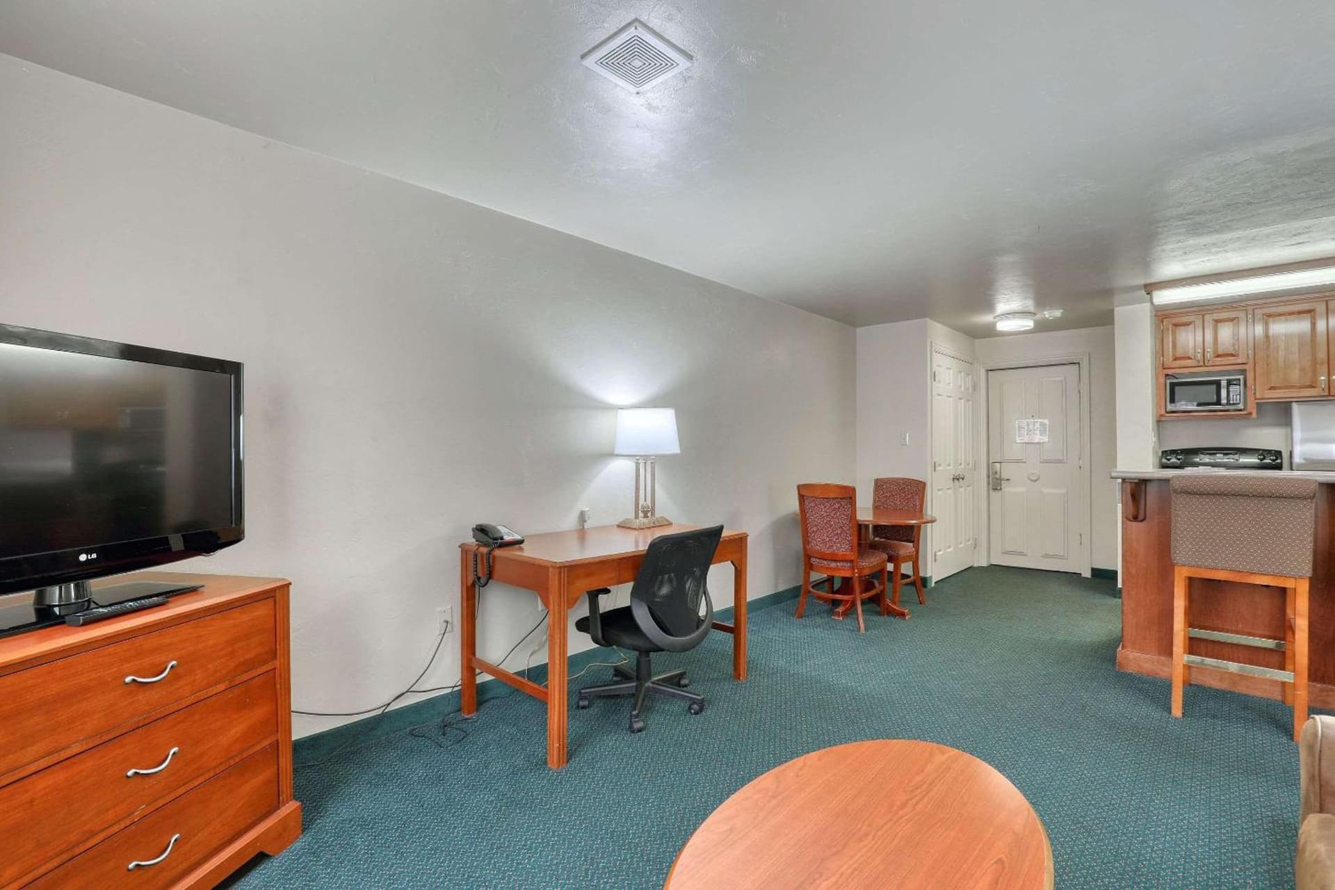 Quality Inn & Suites Green Bay Downtown gallery photo in Green Bay, WI — image 98